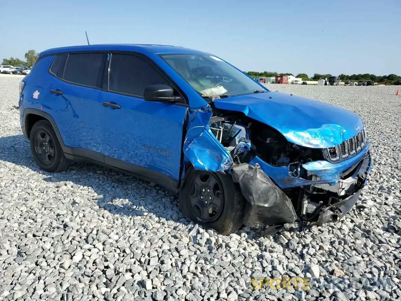 4 Фотография поврежденного автомобиля 3C4NJCAB3KT711721 JEEP COMPASS 2019