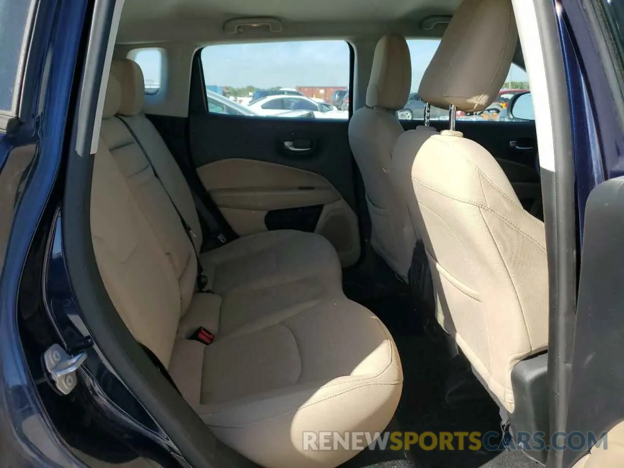 11 Photograph of a damaged car 3C4NJCAB5KT844352 JEEP COMPASS 2019