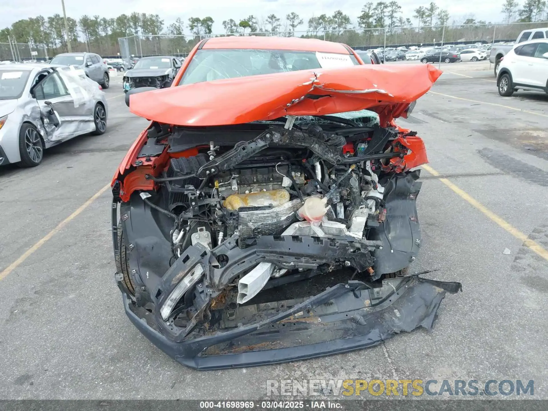 11 Photograph of a damaged car 3C4NJCAB6KT658268 JEEP COMPASS 2019