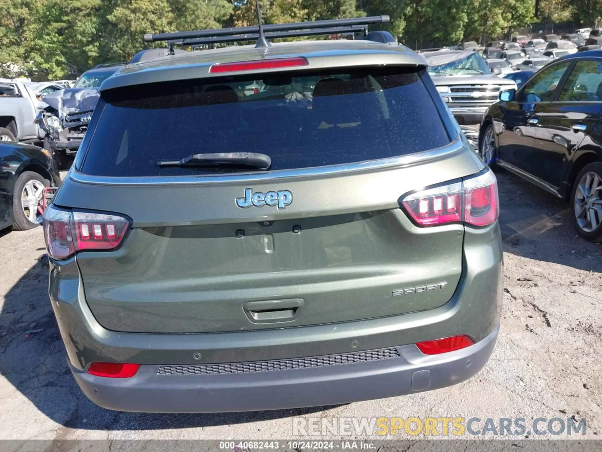 15 Фотография поврежденного автомобиля 3C4NJCAB8KT658515 JEEP COMPASS 2019