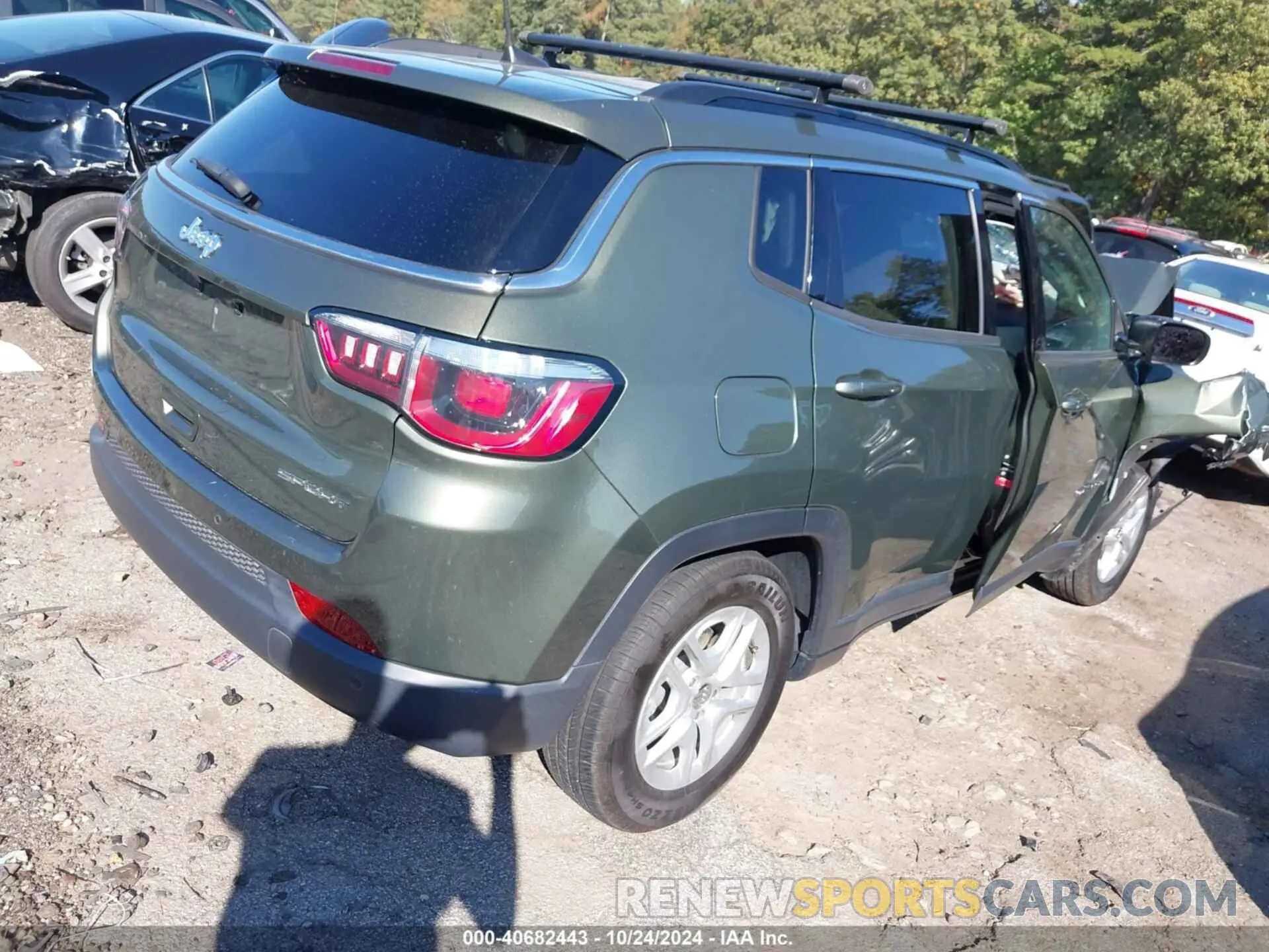 4 Фотография поврежденного автомобиля 3C4NJCAB8KT658515 JEEP COMPASS 2019
