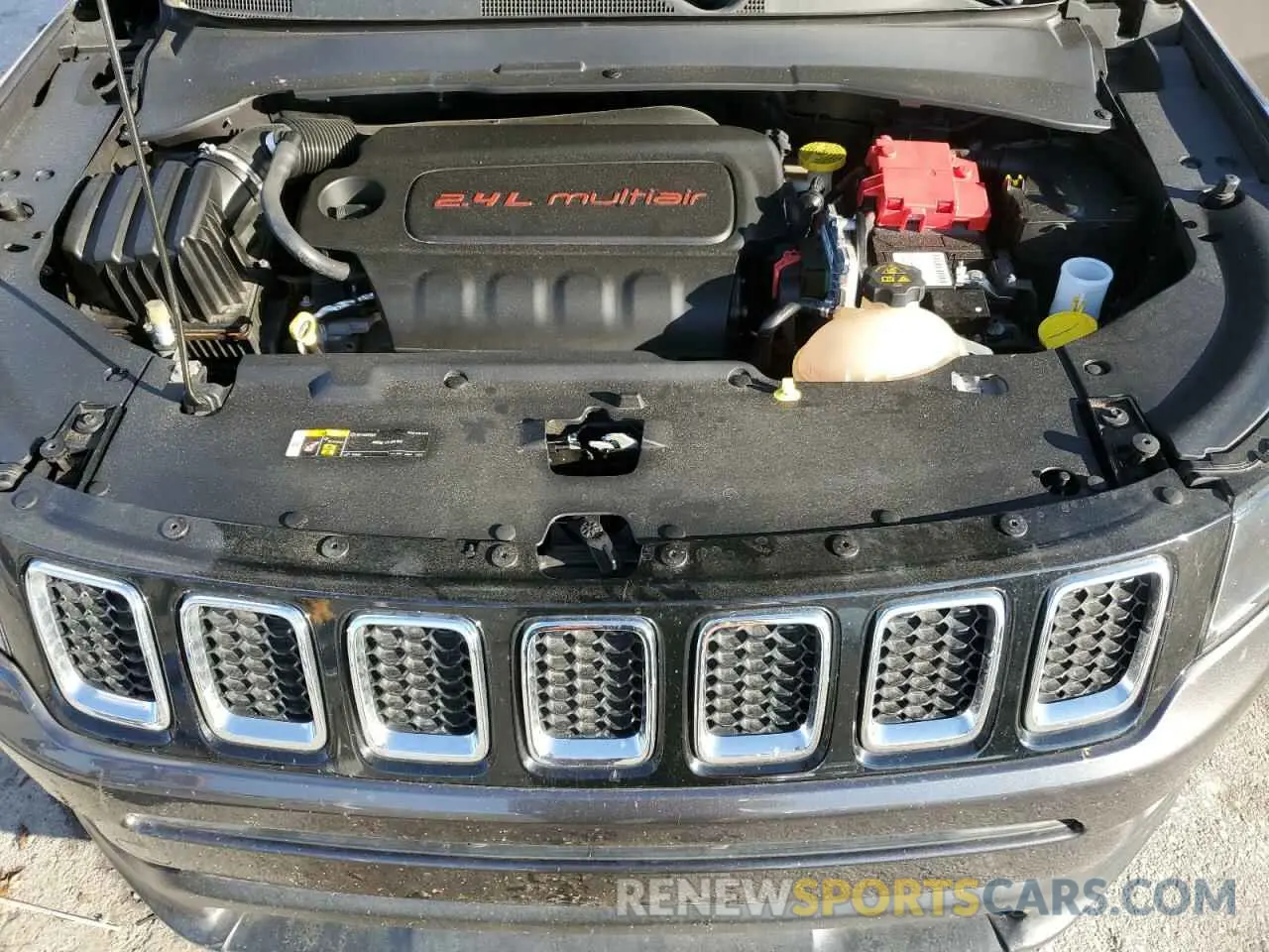12 Photograph of a damaged car 3C4NJCBB0KT677414 JEEP COMPASS 2019