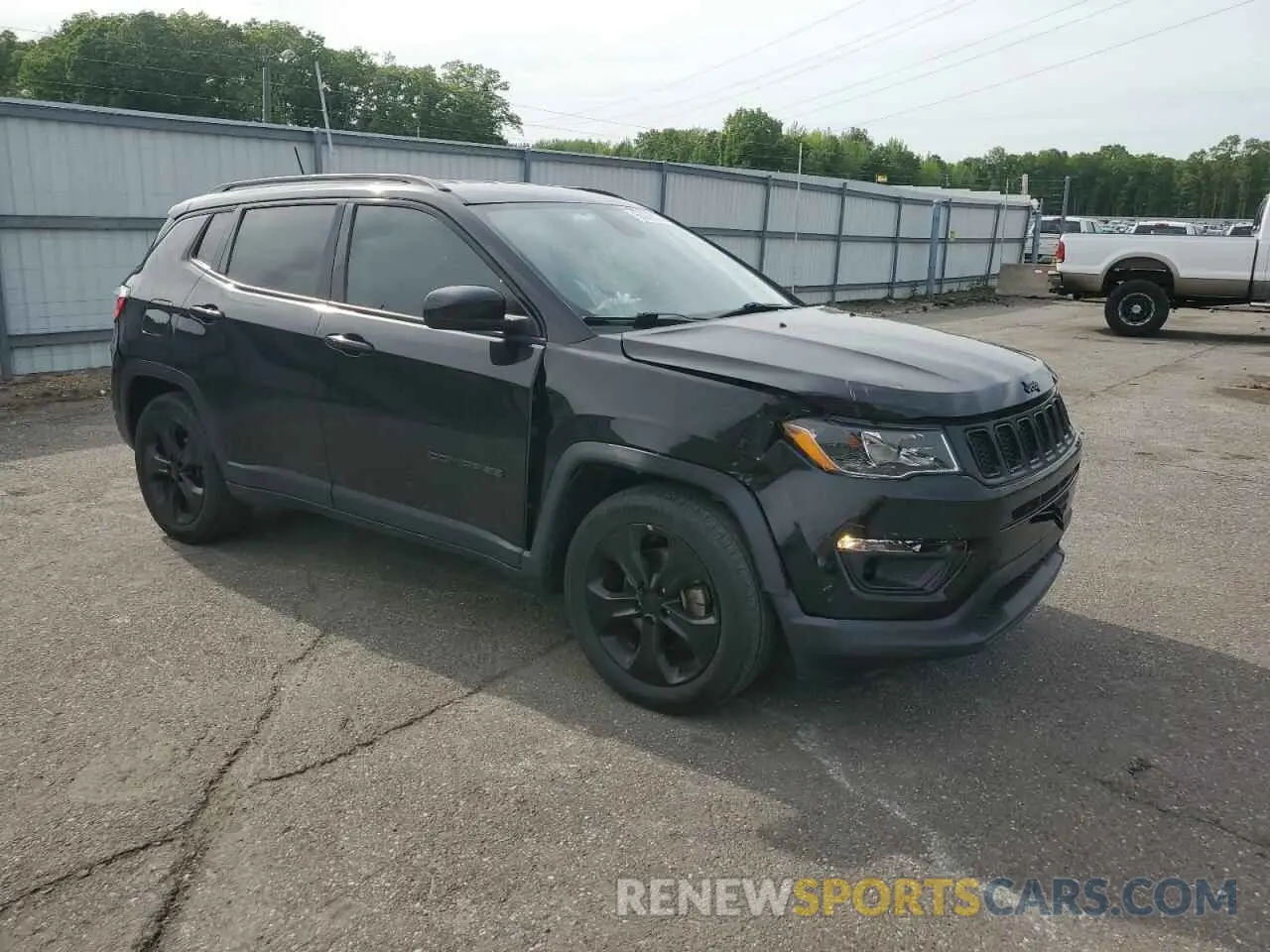 4 Фотография поврежденного автомобиля 3C4NJCBB0KT699476 JEEP COMPASS 2019
