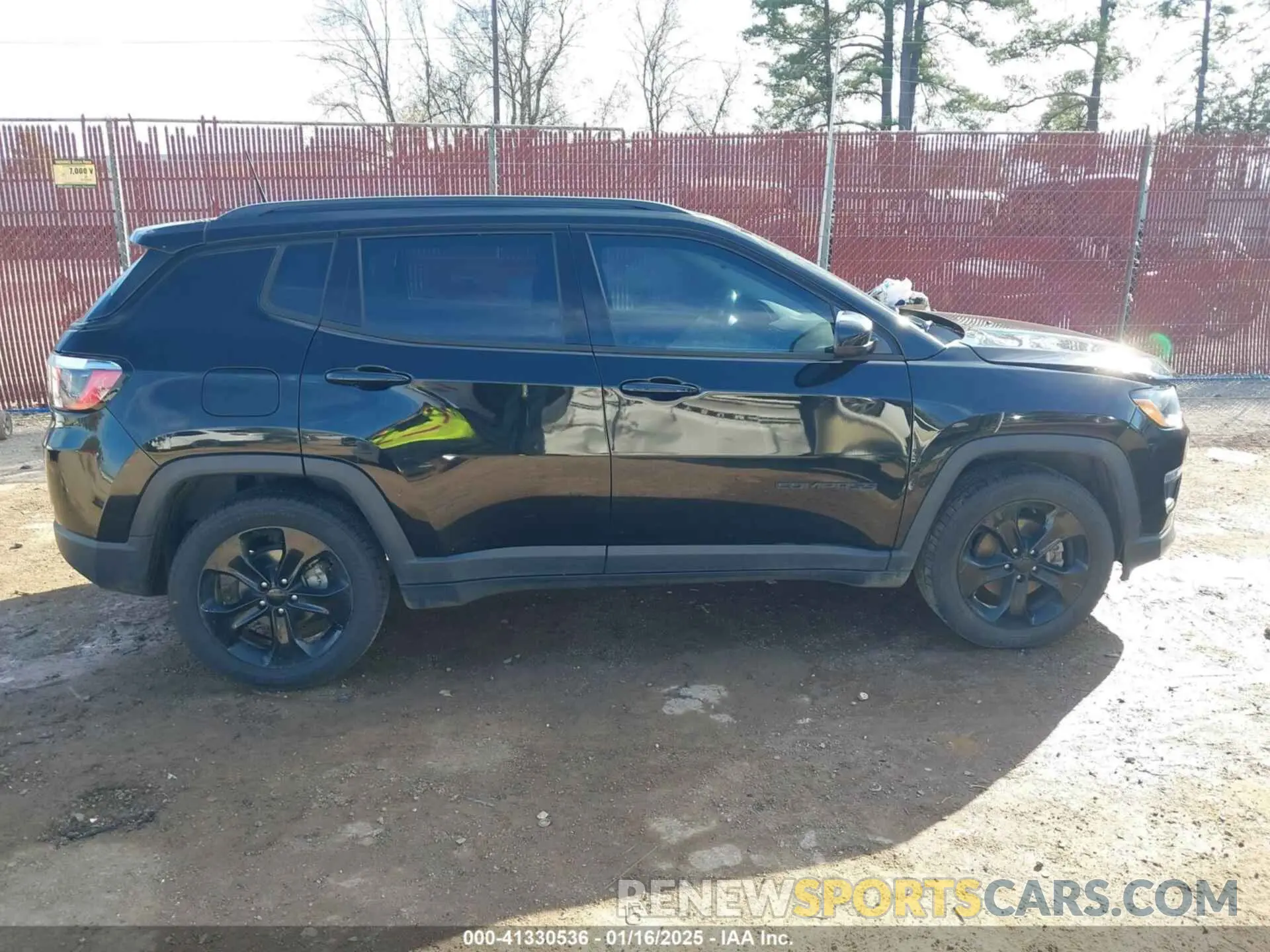 13 Photograph of a damaged car 3C4NJCBB1KT612989 JEEP COMPASS 2019