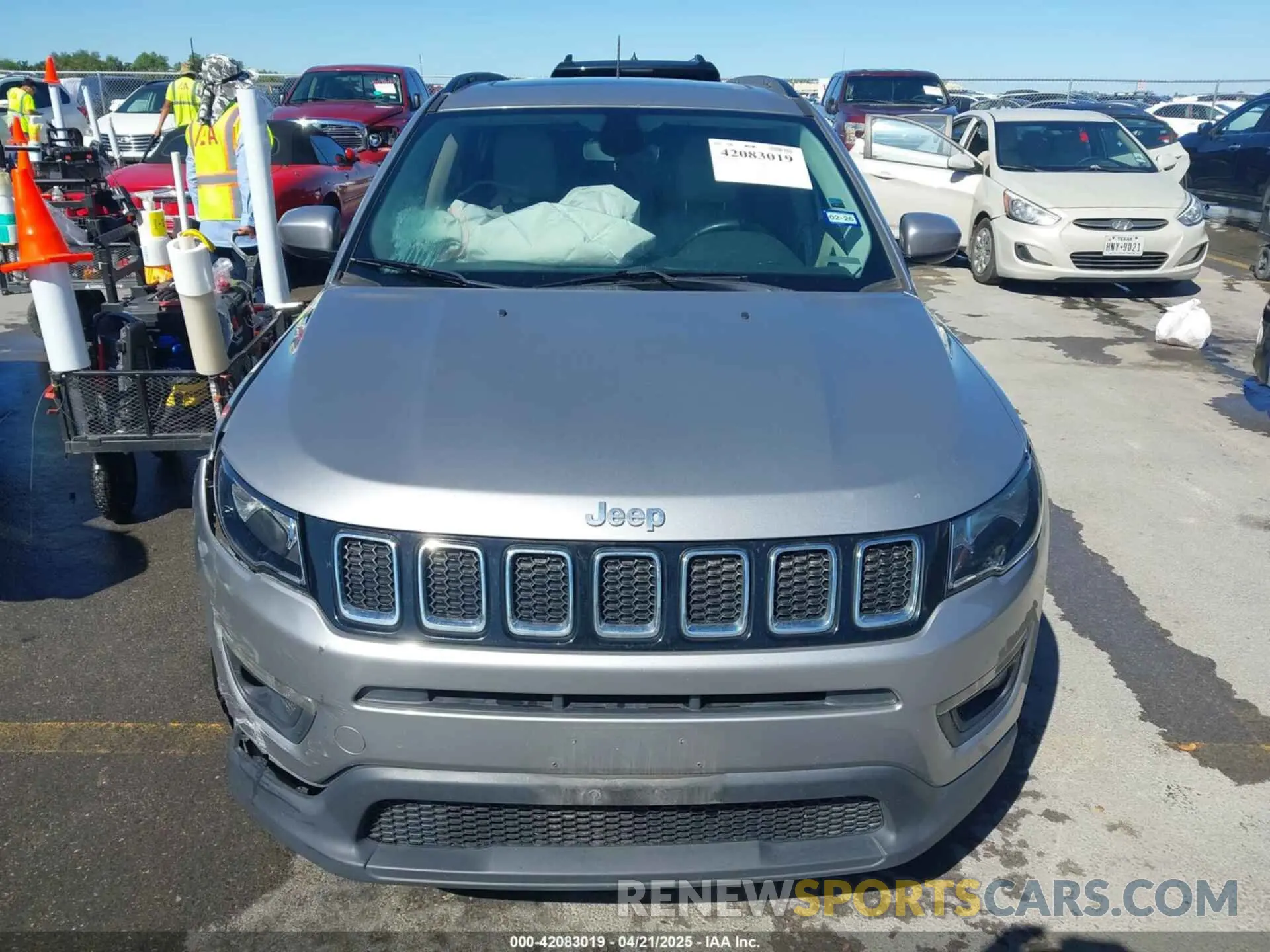 13 Photograph of a damaged car 3C4NJCBB1KT819754 JEEP COMPASS 2019