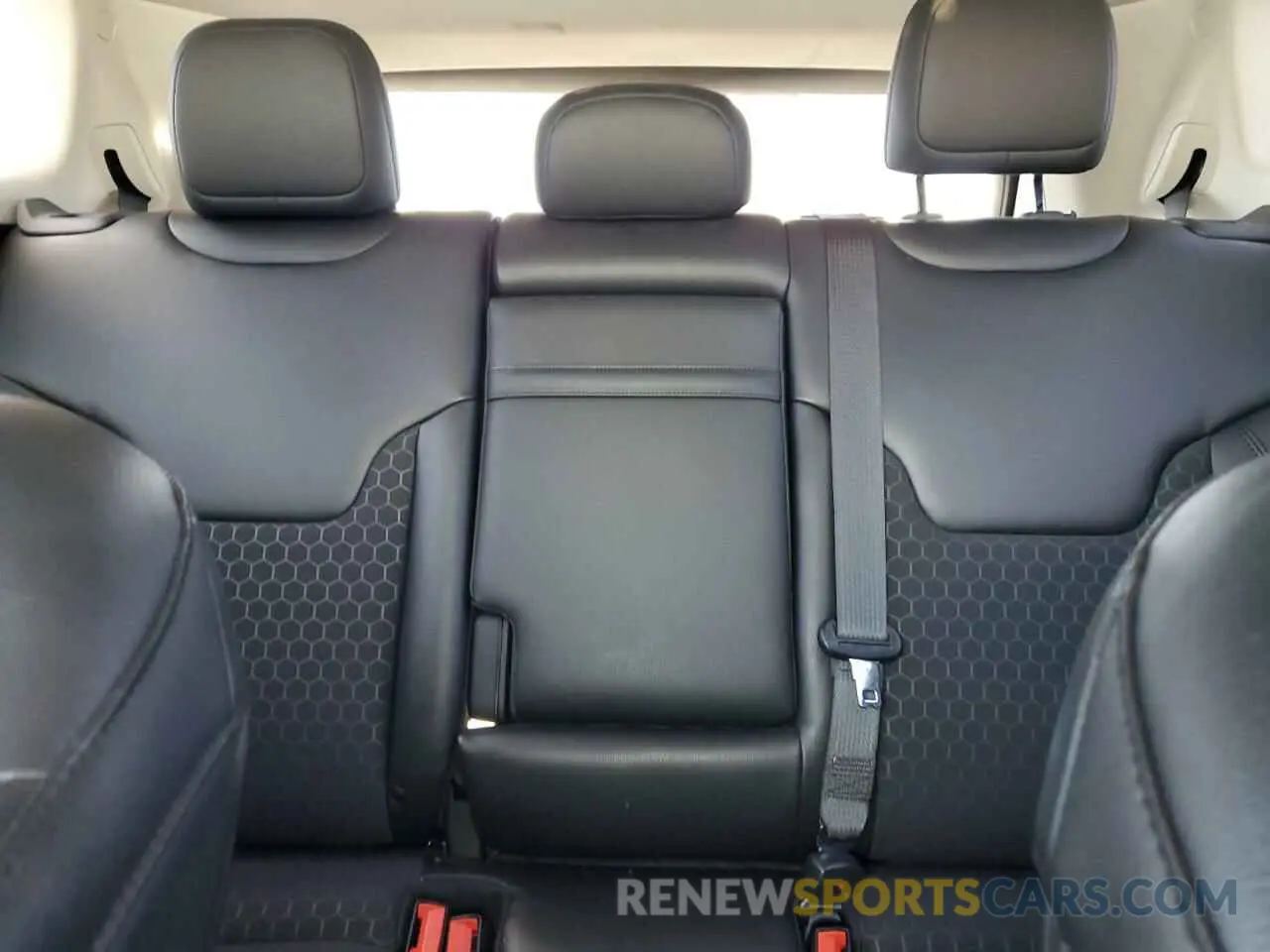 10 Фотография поврежденного автомобиля 3C4NJCBB1KT835159 JEEP COMPASS 2019