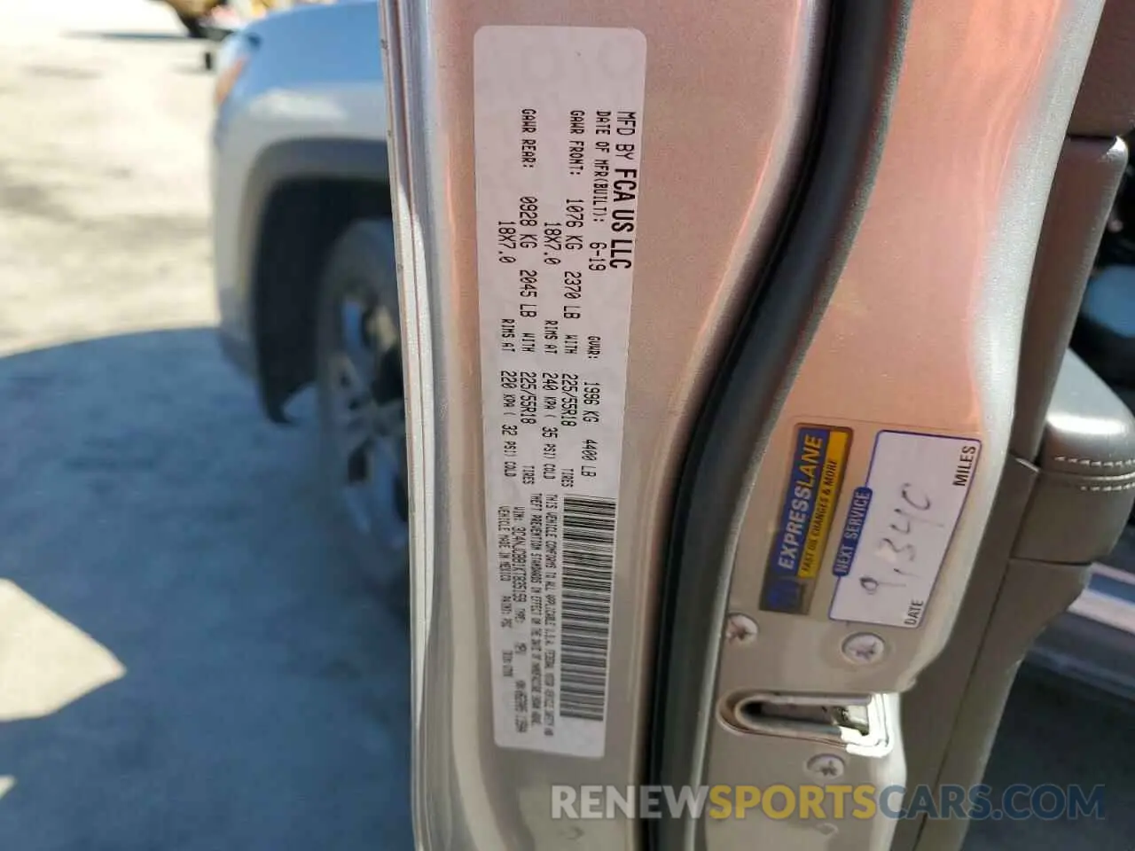 13 Фотография поврежденного автомобиля 3C4NJCBB1KT835159 JEEP COMPASS 2019
