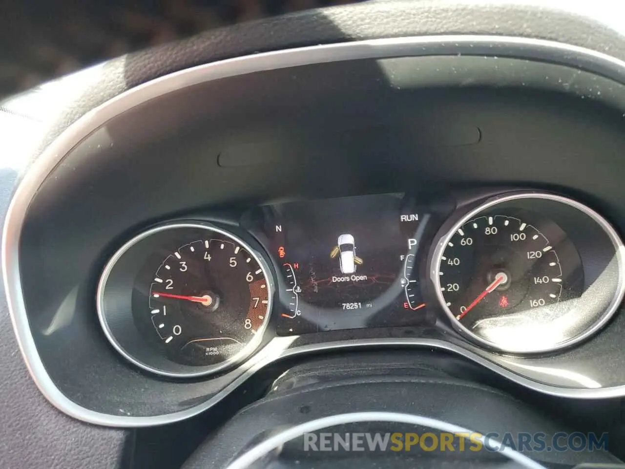 9 Фотография поврежденного автомобиля 3C4NJCBB2KT615352 JEEP COMPASS 2019