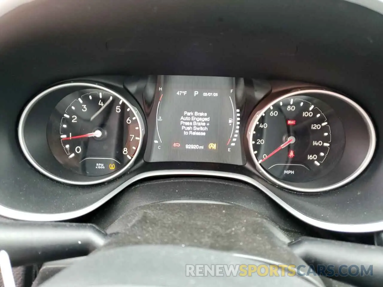 9 Photograph of a damaged car 3C4NJCBB2KT762948 JEEP COMPASS 2019
