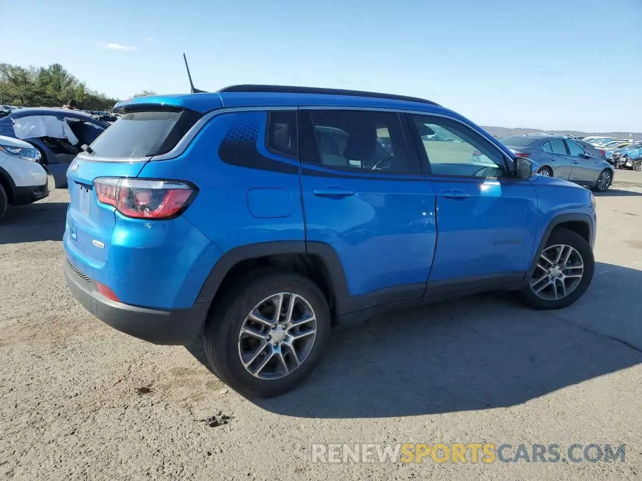 3 Photograph of a damaged car 3C4NJCBB2KT844341 JEEP COMPASS 2019