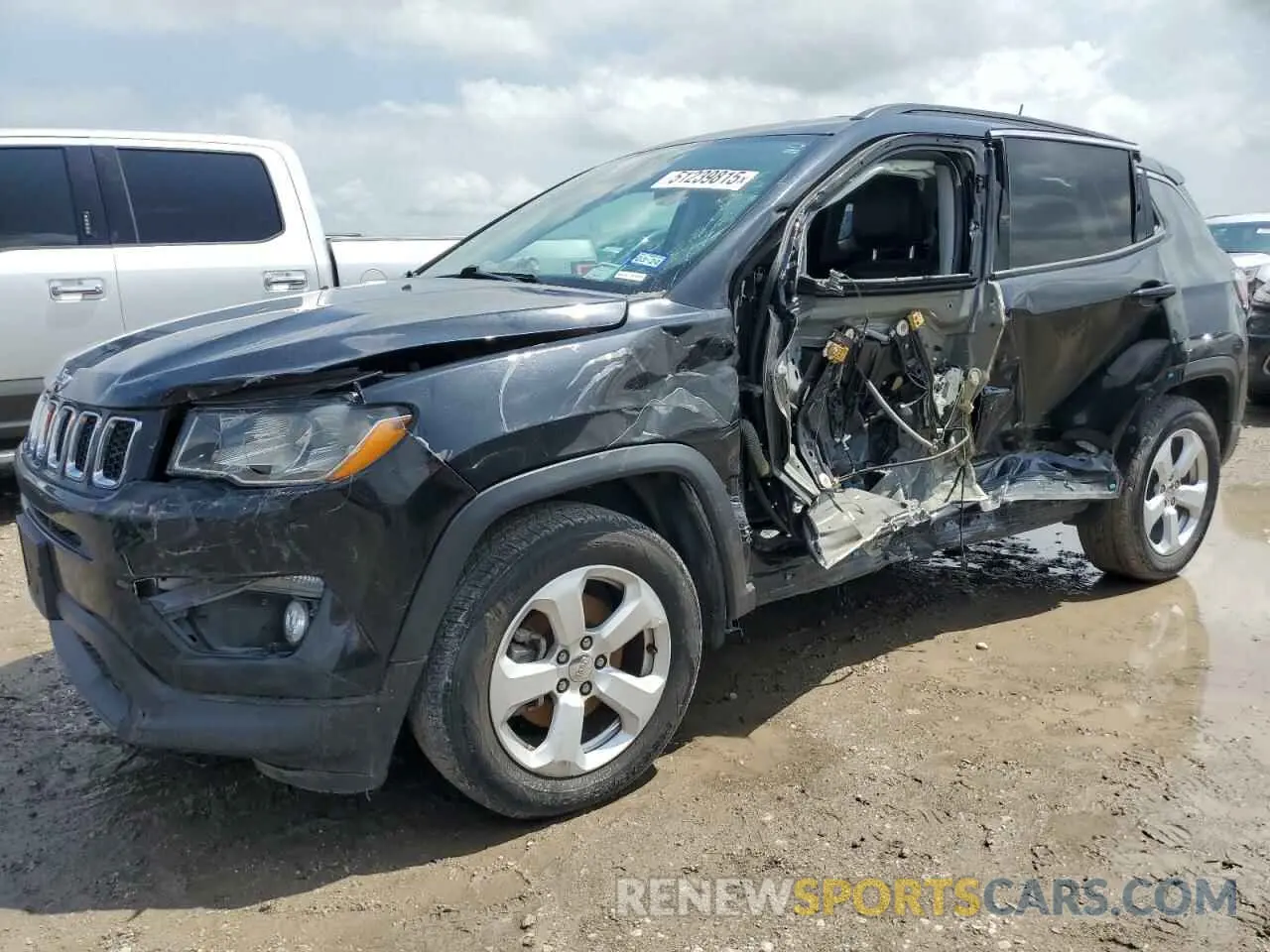 1 Photograph of a damaged car 3C4NJCBB2KT852018 JEEP COMPASS 2019