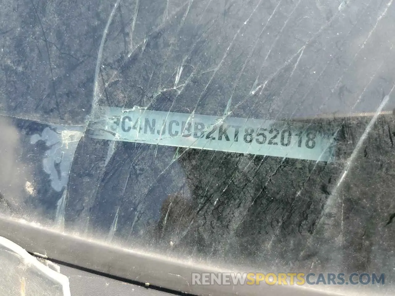 14 Photograph of a damaged car 3C4NJCBB2KT852018 JEEP COMPASS 2019
