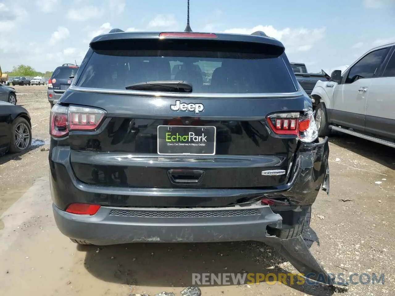 6 Photograph of a damaged car 3C4NJCBB2KT852018 JEEP COMPASS 2019