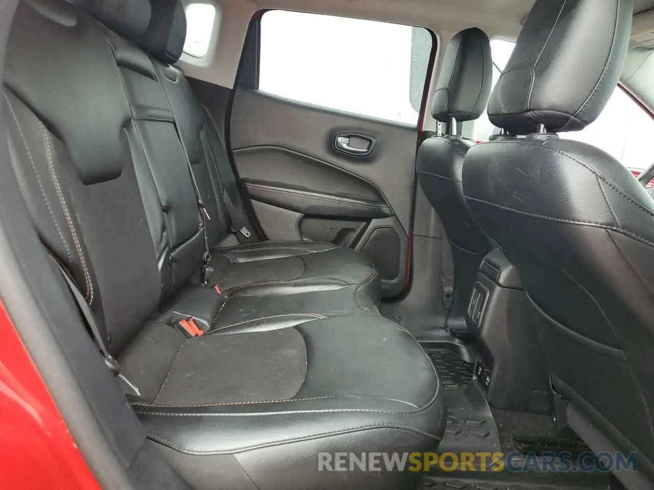 11 Фотография поврежденного автомобиля 3C4NJCBB3KT706789 JEEP COMPASS 2019