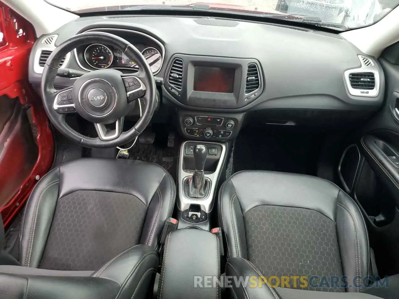 8 Фотография поврежденного автомобиля 3C4NJCBB3KT706789 JEEP COMPASS 2019