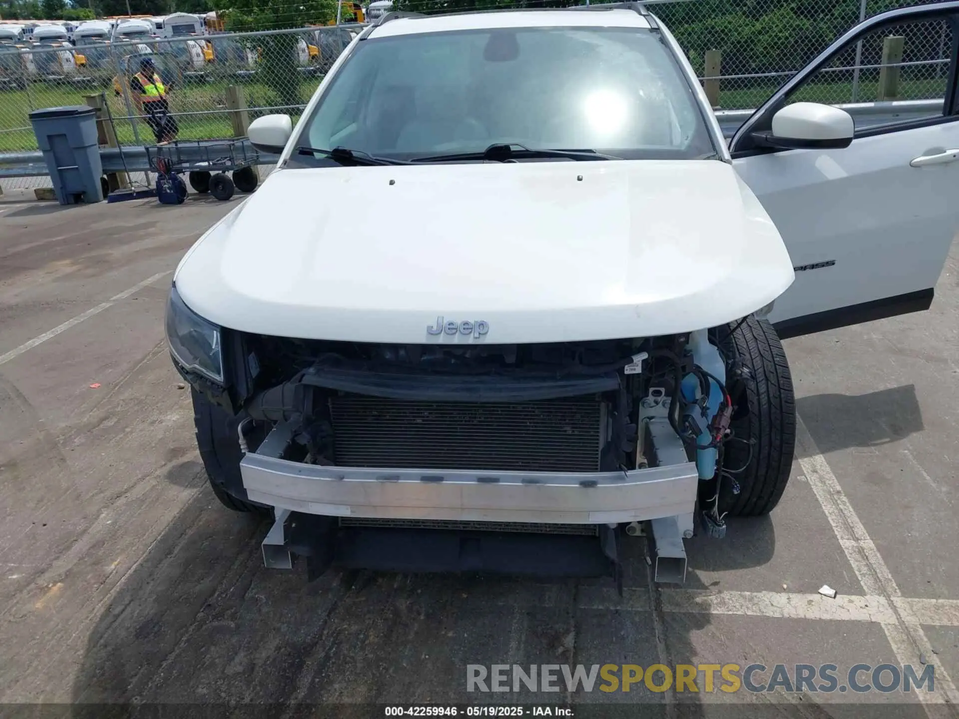 12 Photograph of a damaged car 3C4NJCBB3KT832263 JEEP COMPASS 2019