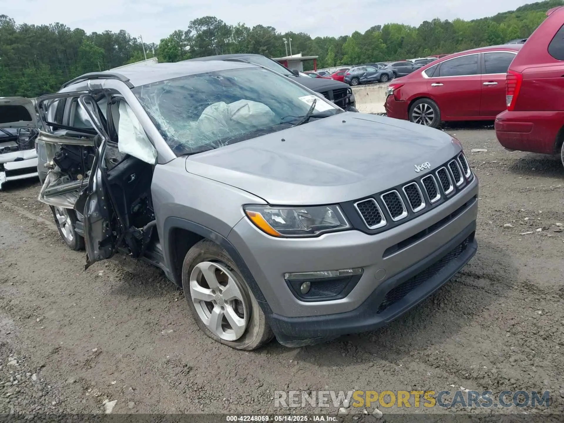 1 Фотография поврежденного автомобиля 3C4NJCBB3KT851086 JEEP COMPASS 2019