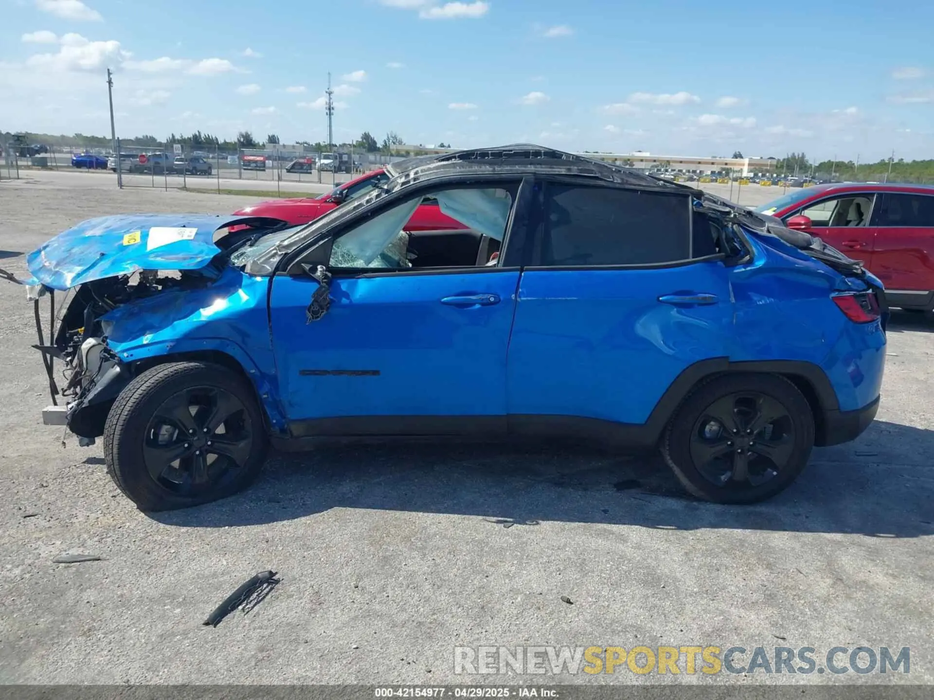 13 Фотография поврежденного автомобиля 3C4NJCBB4KT667615 JEEP COMPASS 2019