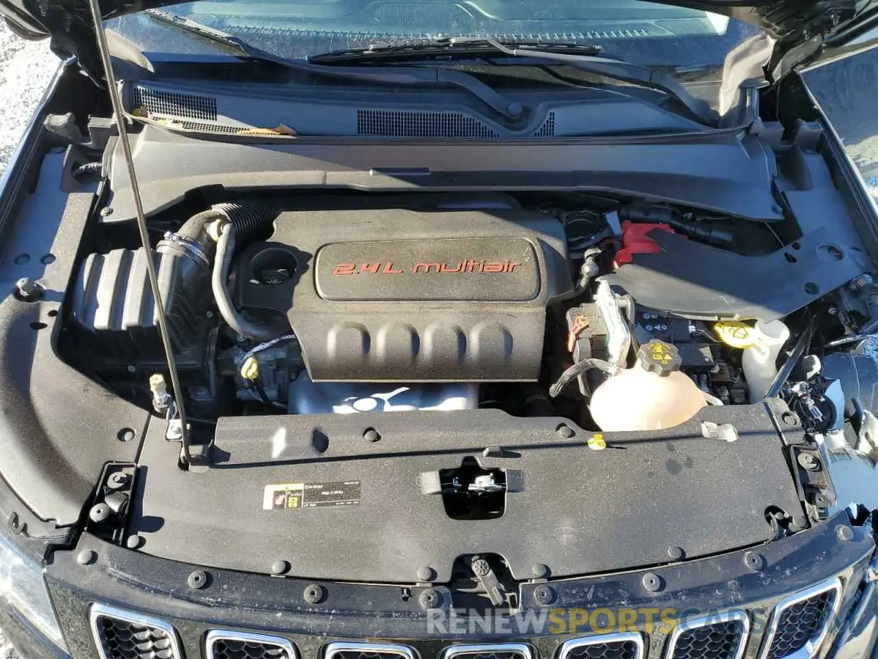 12 Фотография поврежденного автомобиля 3C4NJCBB4KT726100 JEEP COMPASS 2019