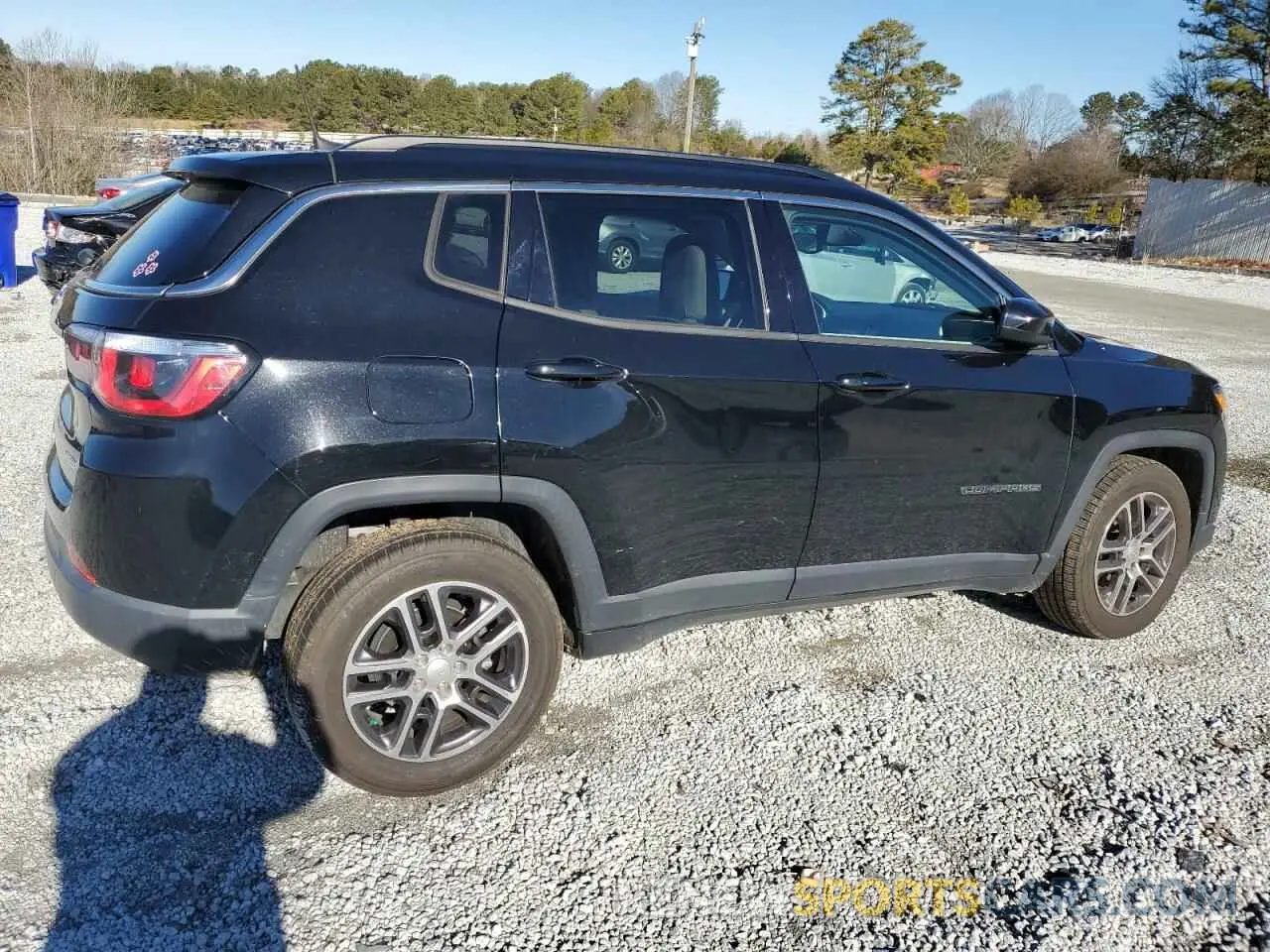 3 Фотография поврежденного автомобиля 3C4NJCBB4KT726100 JEEP COMPASS 2019