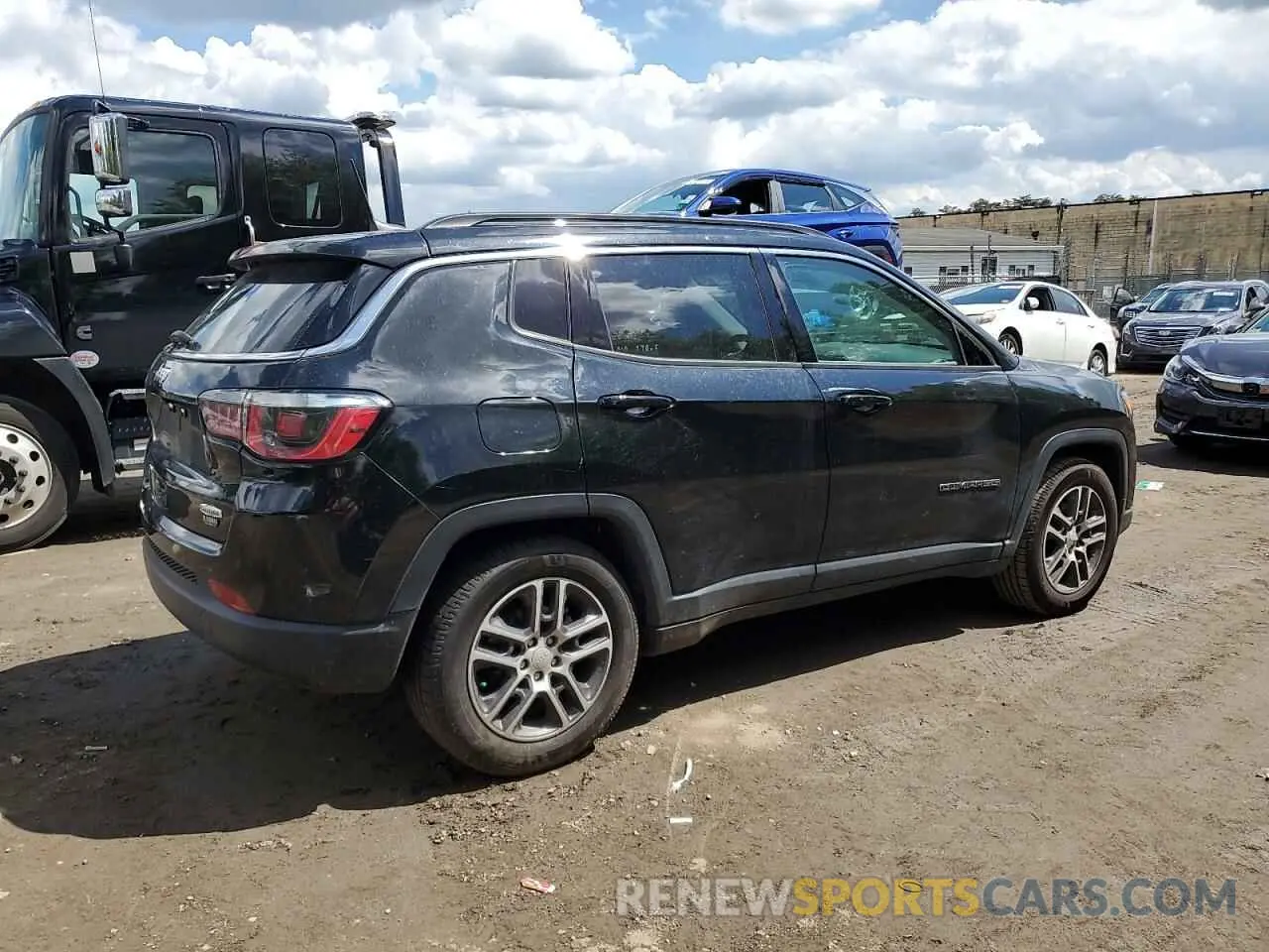 3 Photograph of a damaged car 3C4NJCBB4KT832286 JEEP COMPASS 2019