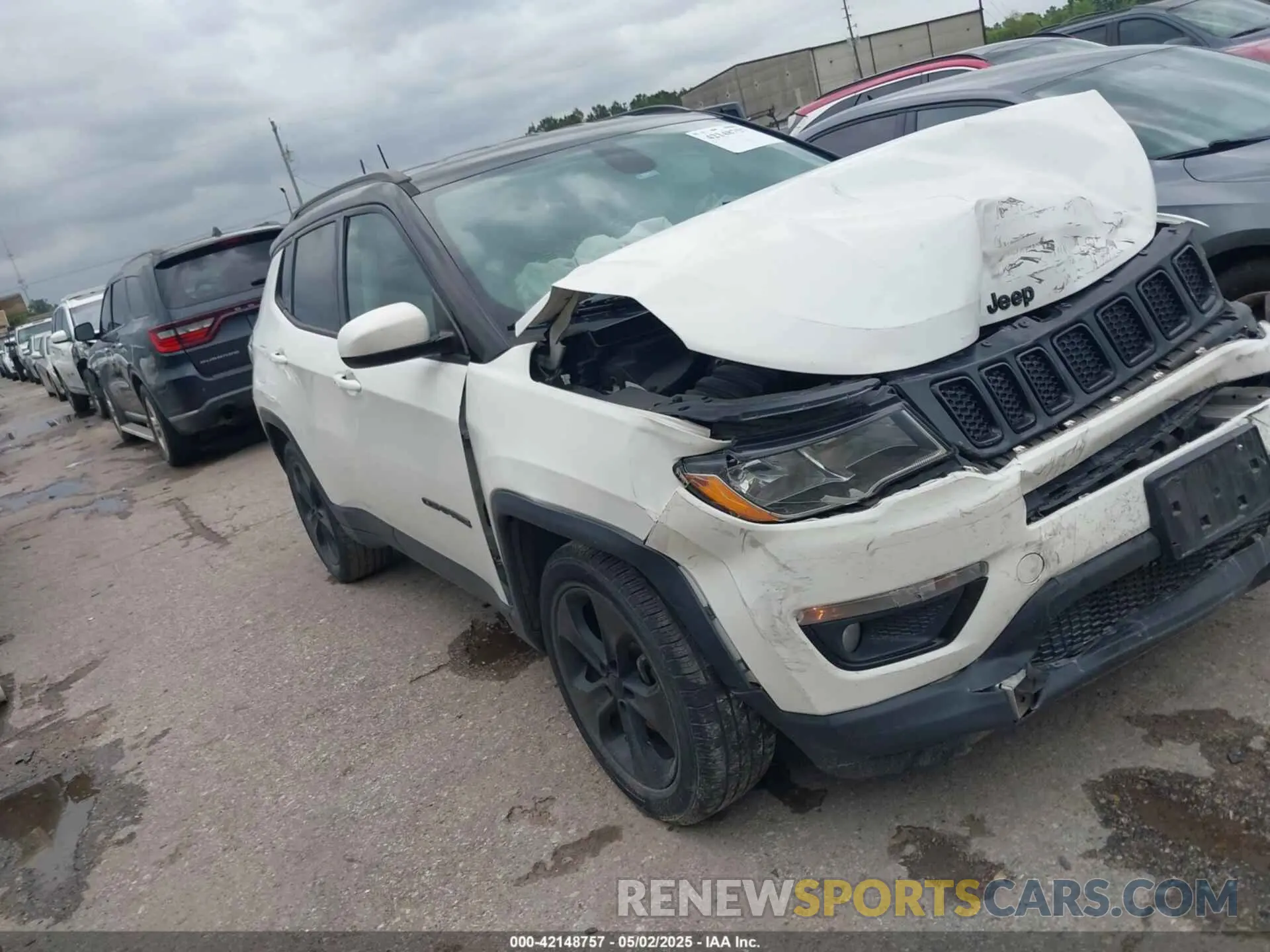 1 Фотография поврежденного автомобиля 3C4NJCBB5KT615720 JEEP COMPASS 2019