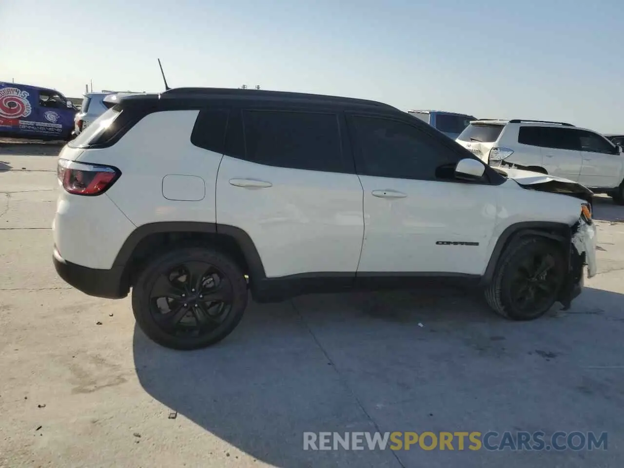 3 Photograph of a damaged car 3C4NJCBB5KT692720 JEEP COMPASS 2019