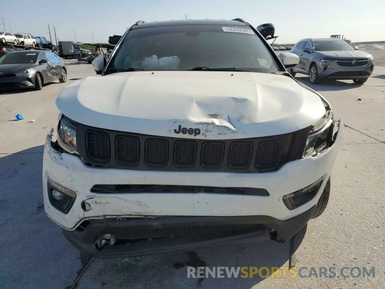 5 Photograph of a damaged car 3C4NJCBB5KT692720 JEEP COMPASS 2019