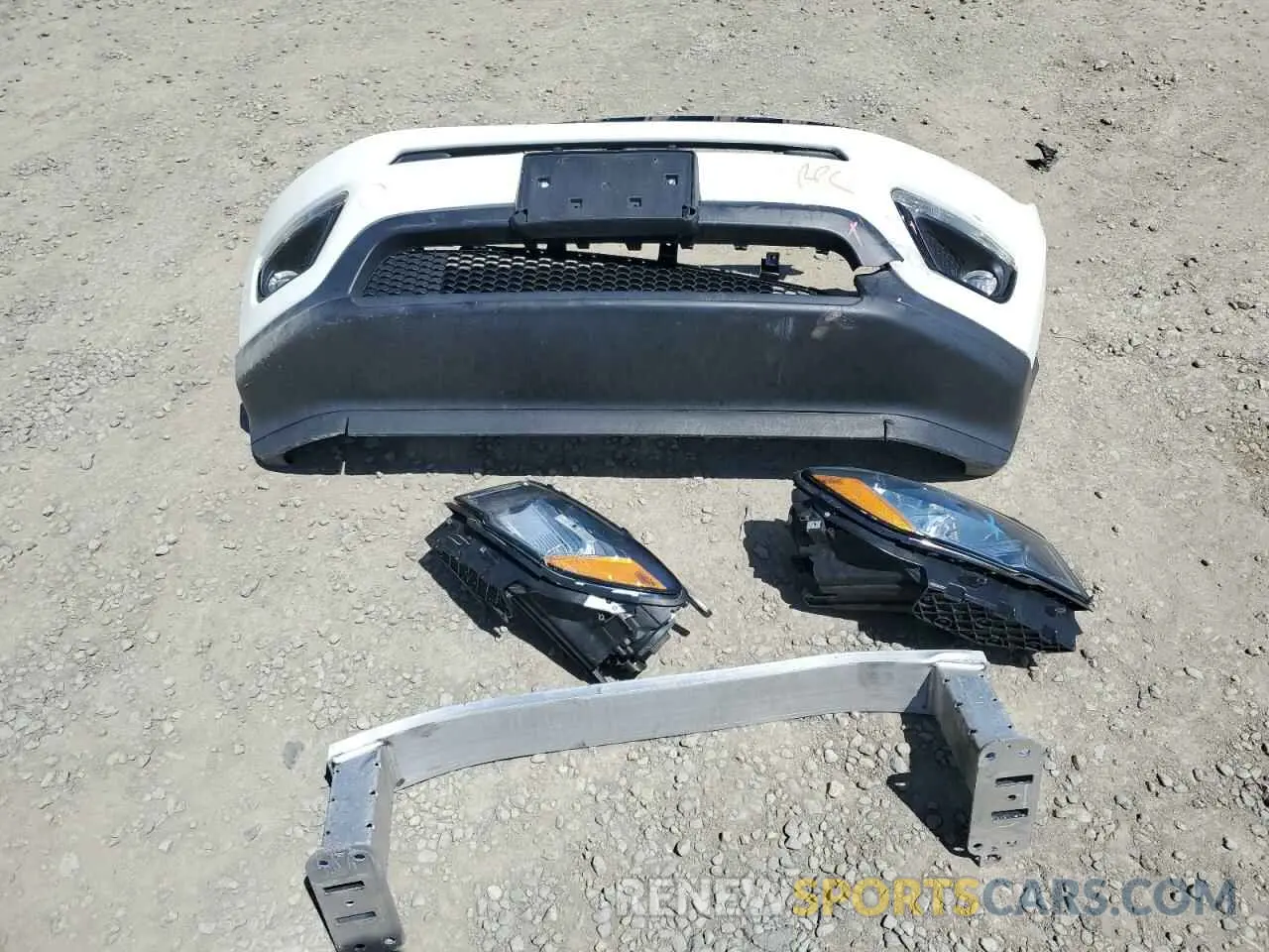 13 Photograph of a damaged car 3C4NJCBB5KT743181 JEEP COMPASS 2019