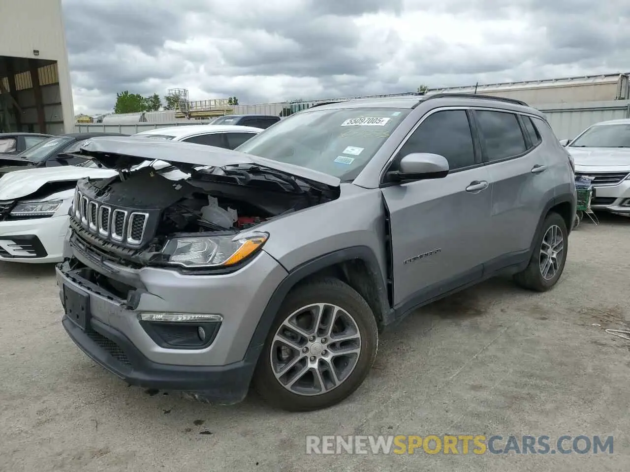 1 Фотография поврежденного автомобиля 3C4NJCBB5KT833253 JEEP COMPASS 2019