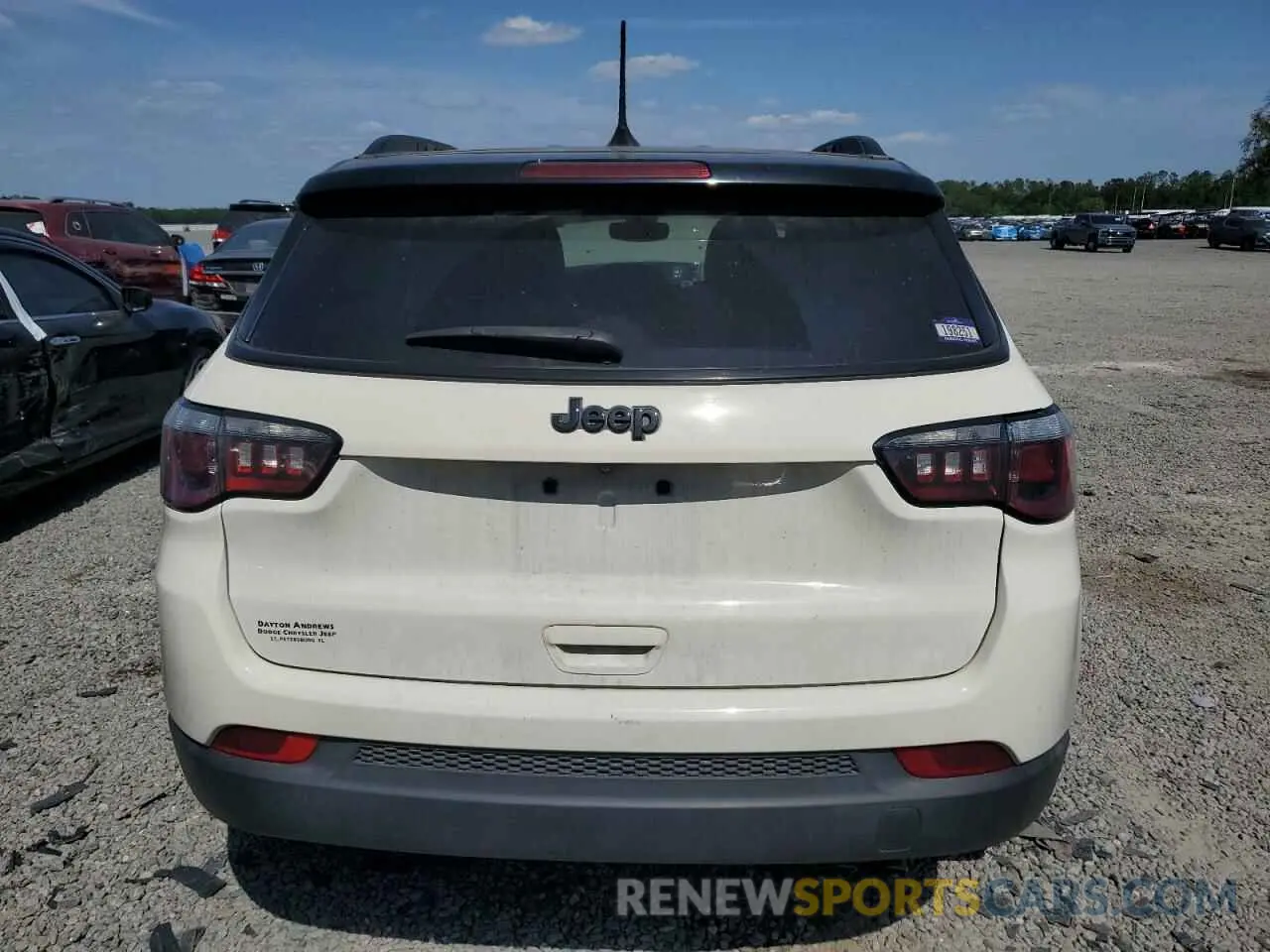 6 Photograph of a damaged car 3C4NJCBB6KT782474 JEEP COMPASS 2019