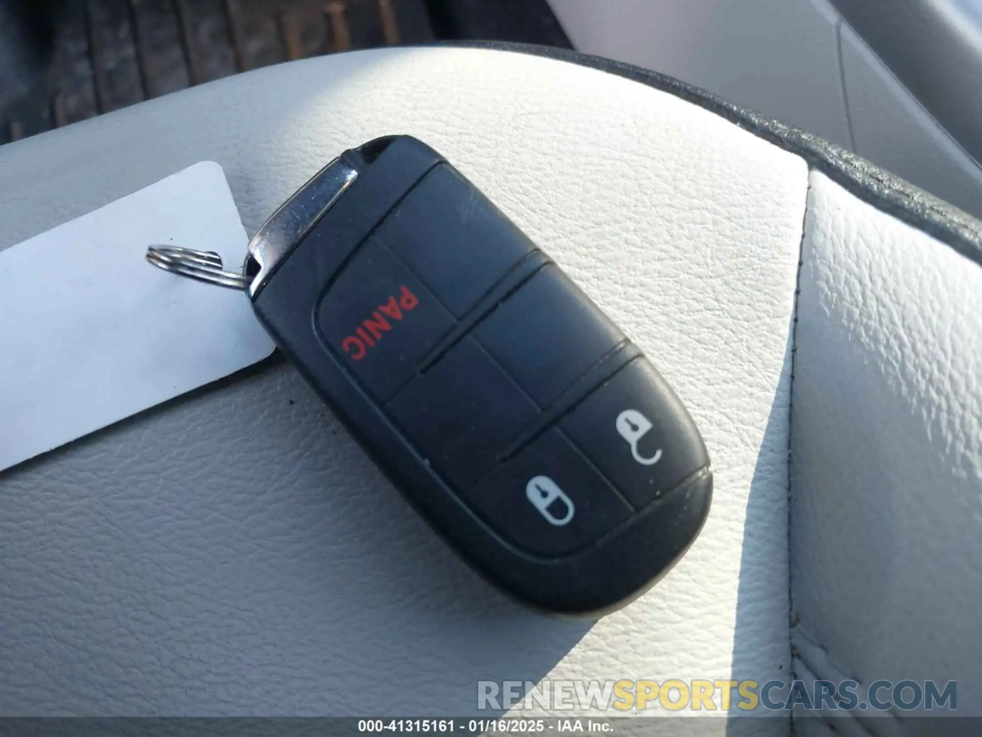 11 Photograph of a damaged car 3C4NJCBB6KT802481 JEEP COMPASS 2019