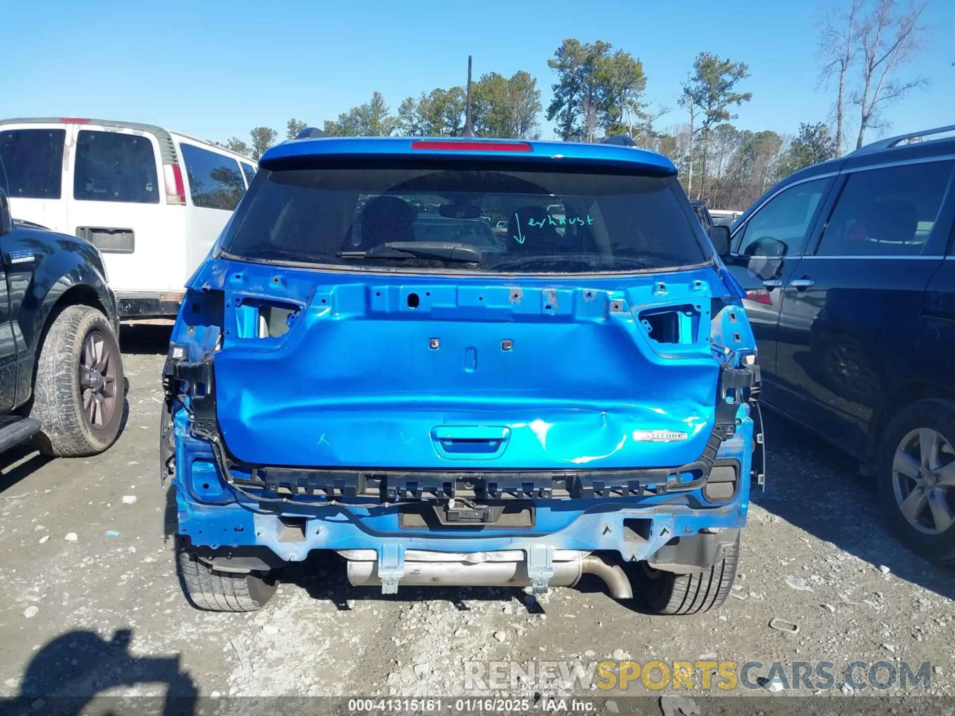 16 Photograph of a damaged car 3C4NJCBB6KT802481 JEEP COMPASS 2019