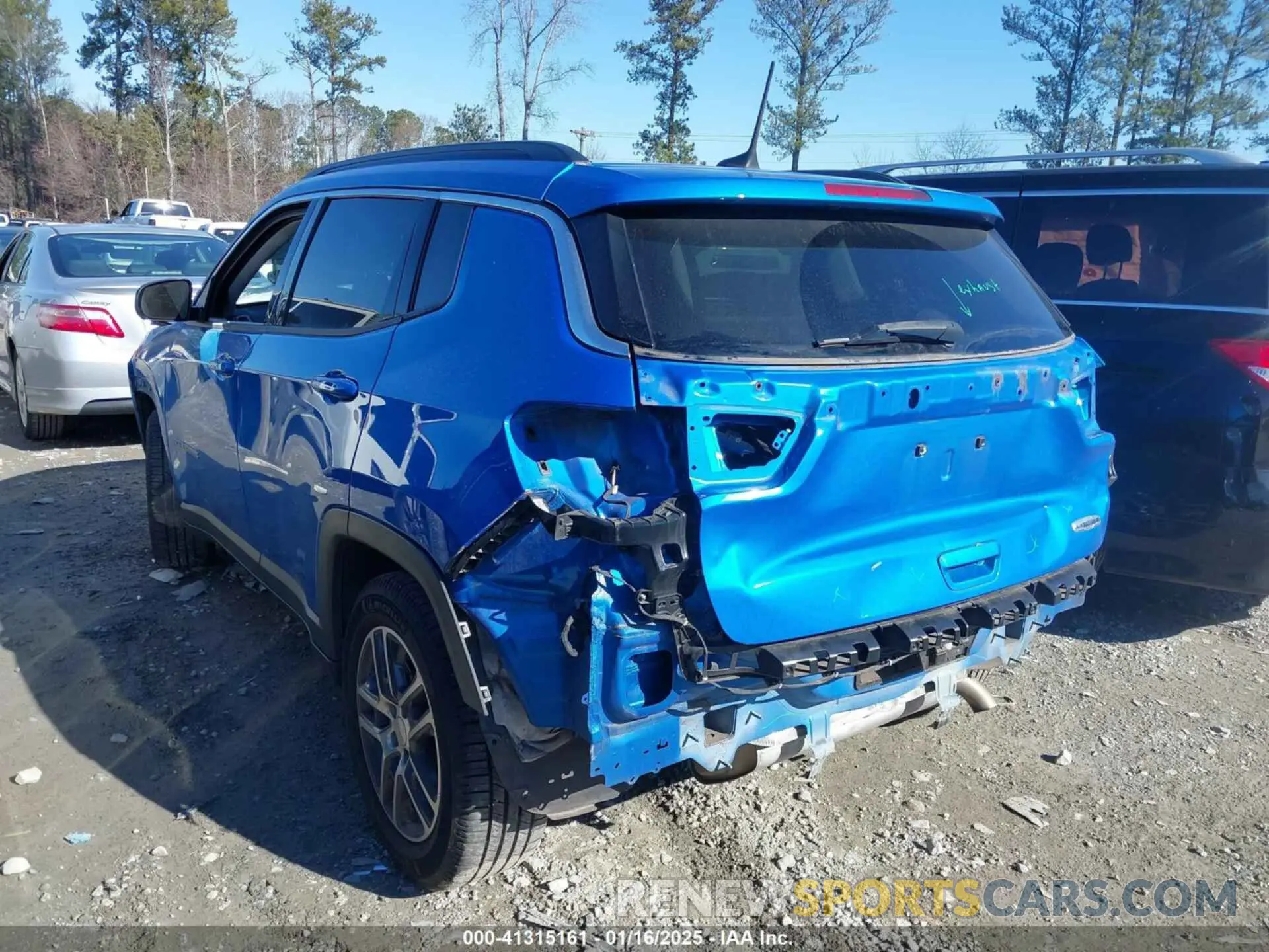 3 Photograph of a damaged car 3C4NJCBB6KT802481 JEEP COMPASS 2019