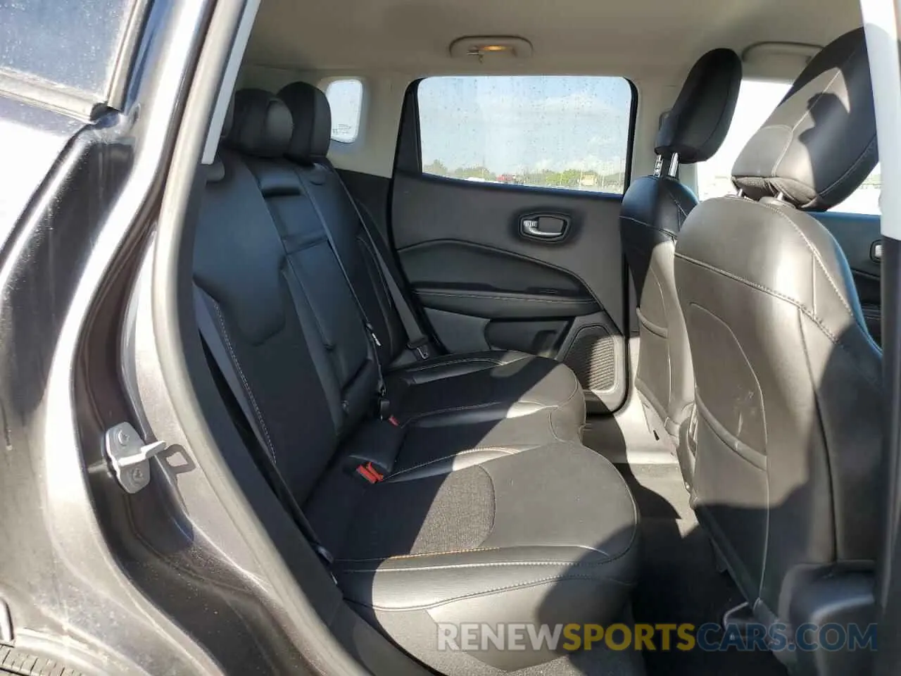 11 Фотография поврежденного автомобиля 3C4NJCBB7KT663851 JEEP COMPASS 2019