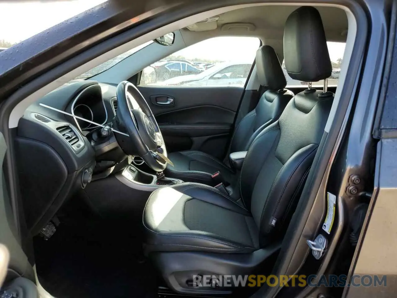 7 Фотография поврежденного автомобиля 3C4NJCBB7KT663851 JEEP COMPASS 2019