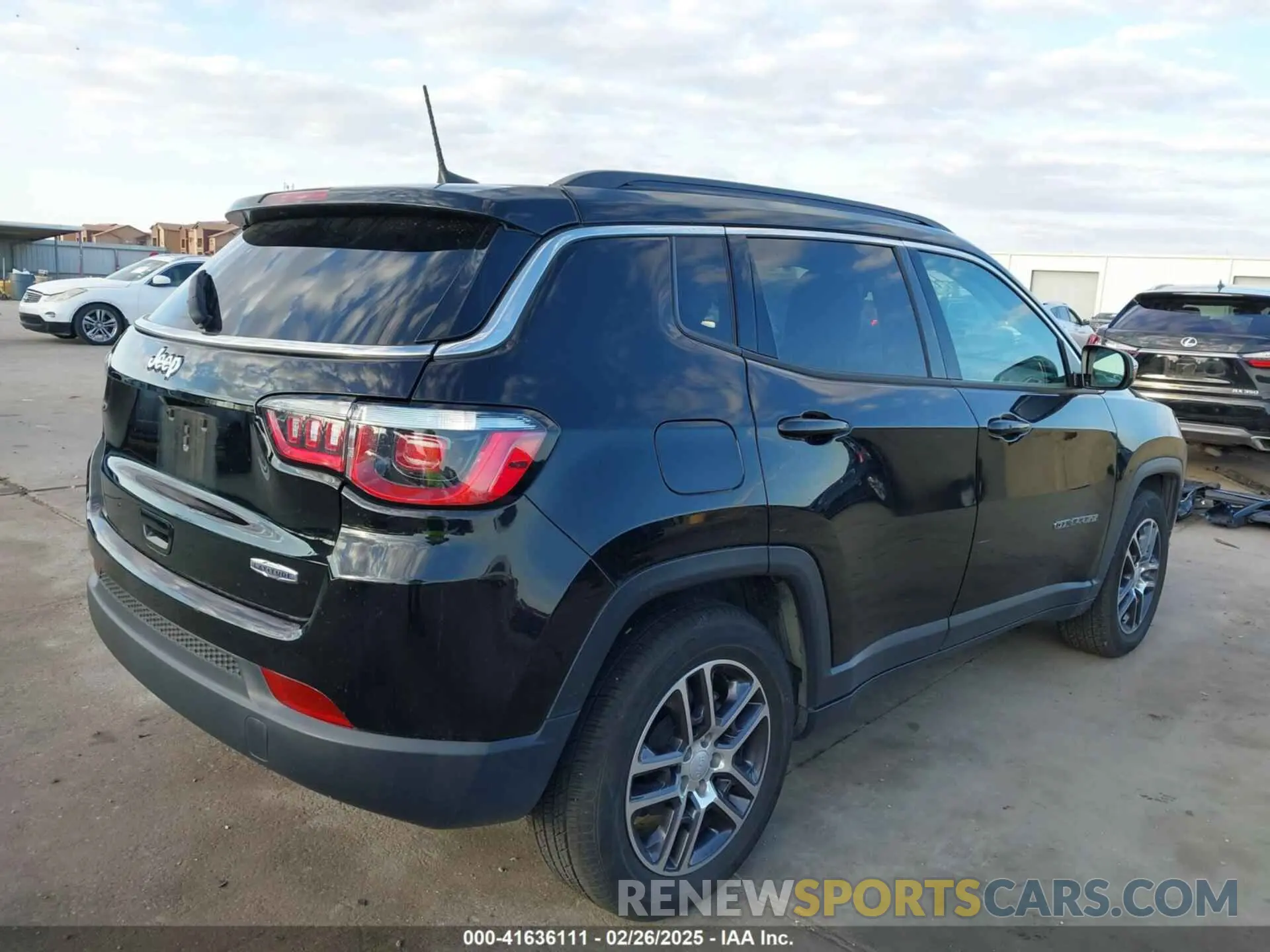 4 Фотография поврежденного автомобиля 3C4NJCBB7KT706519 JEEP COMPASS 2019
