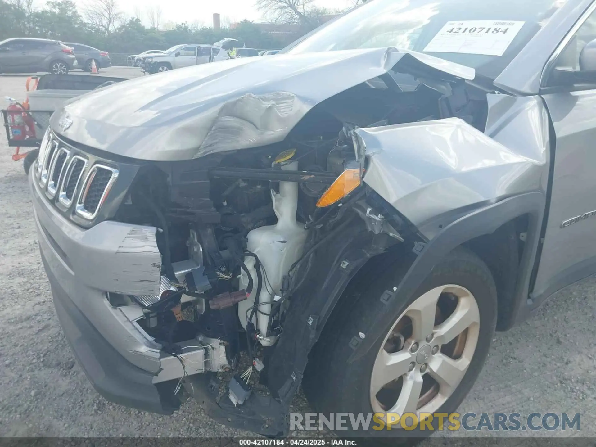 6 Фотография поврежденного автомобиля 3C4NJCBB7KT742453 JEEP COMPASS 2019