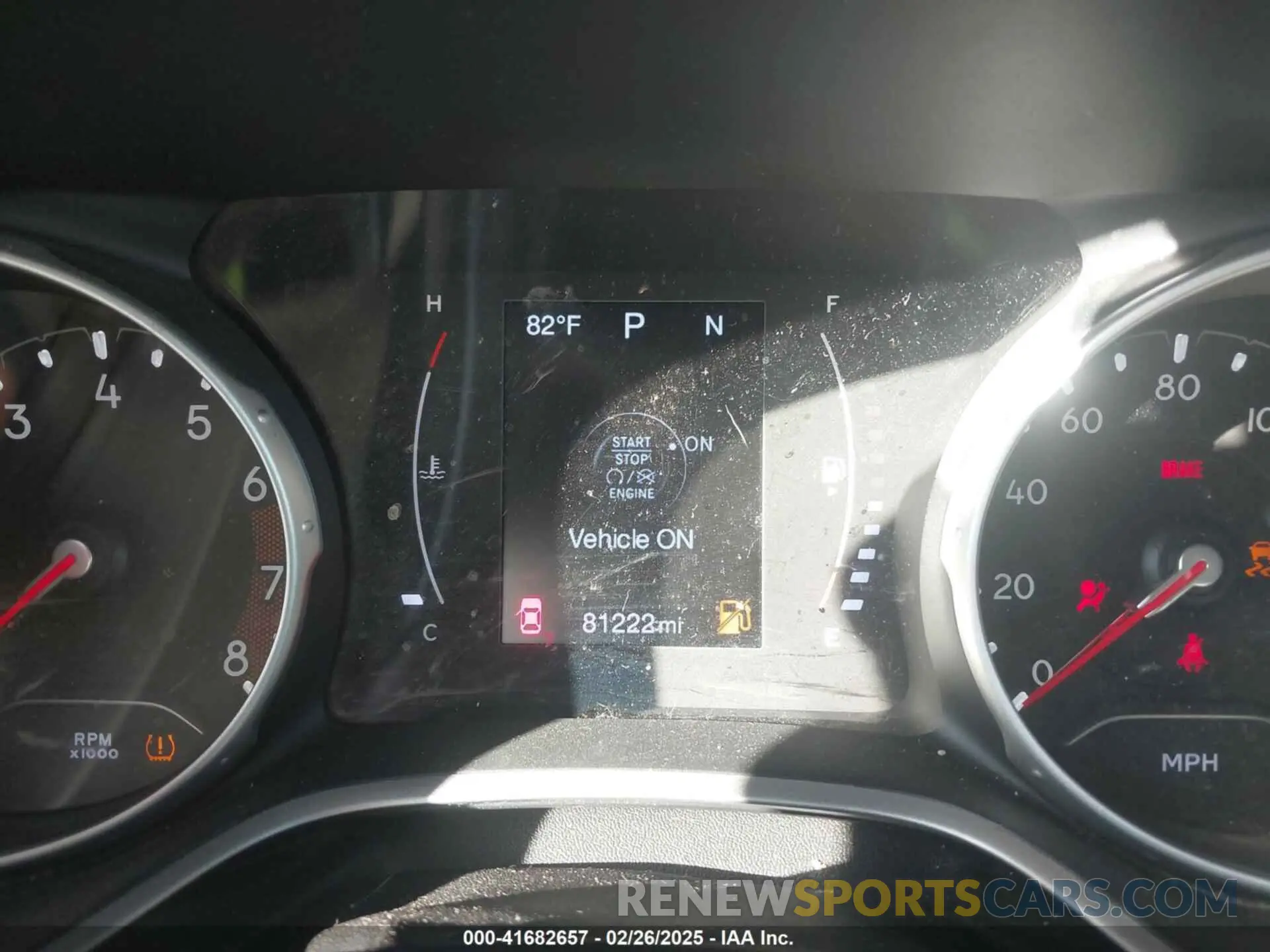 15 Photograph of a damaged car 3C4NJCBB7KT782371 JEEP COMPASS 2019