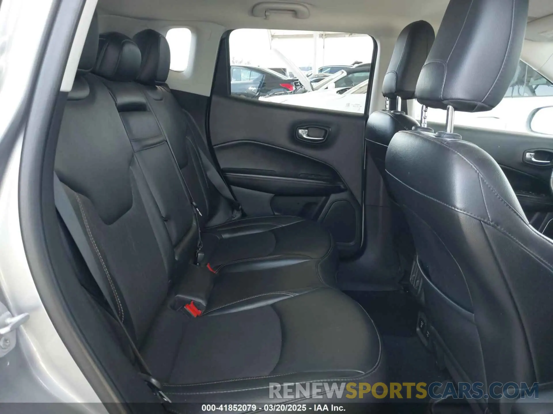 8 Фотография поврежденного автомобиля 3C4NJCBB7KT833187 JEEP COMPASS 2019