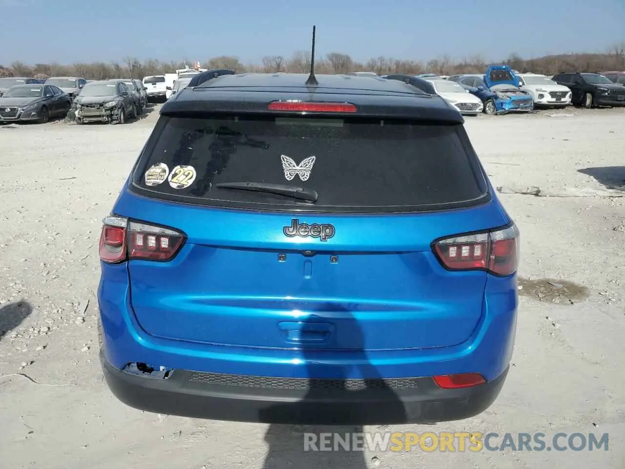 6 Photograph of a damaged car 3C4NJCBB8KT692274 JEEP COMPASS 2019