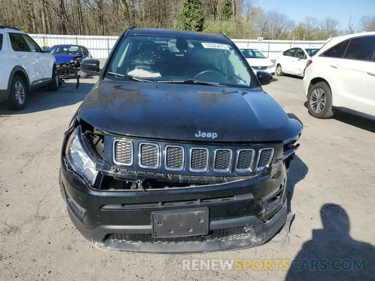 5 Photograph of a damaged car 3C4NJCBB9KT614537 JEEP COMPASS 2019