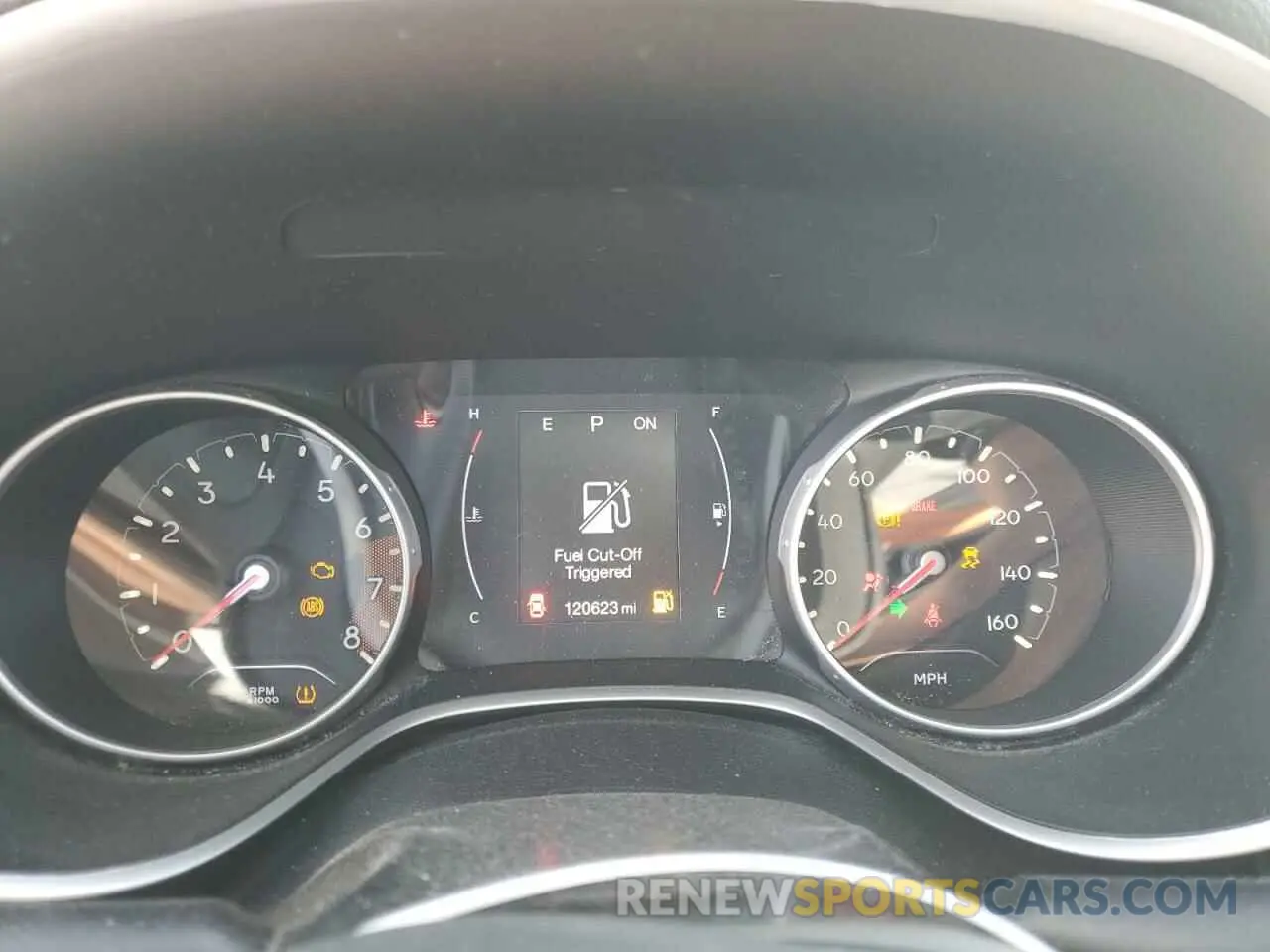 9 Photograph of a damaged car 3C4NJCBB9KT614537 JEEP COMPASS 2019