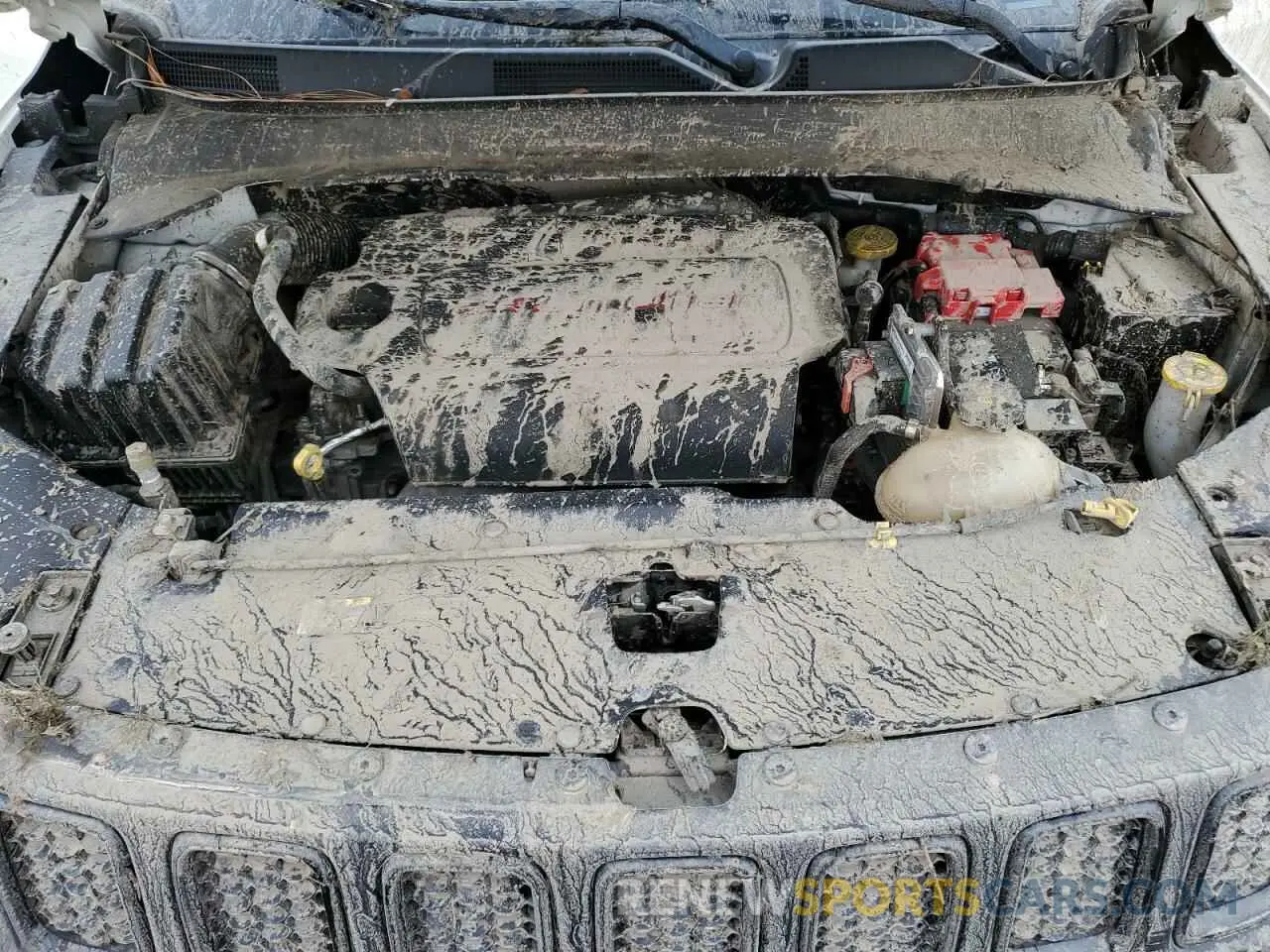 13 Photograph of a damaged car 3C4NJCBB9KT664922 JEEP COMPASS 2019
