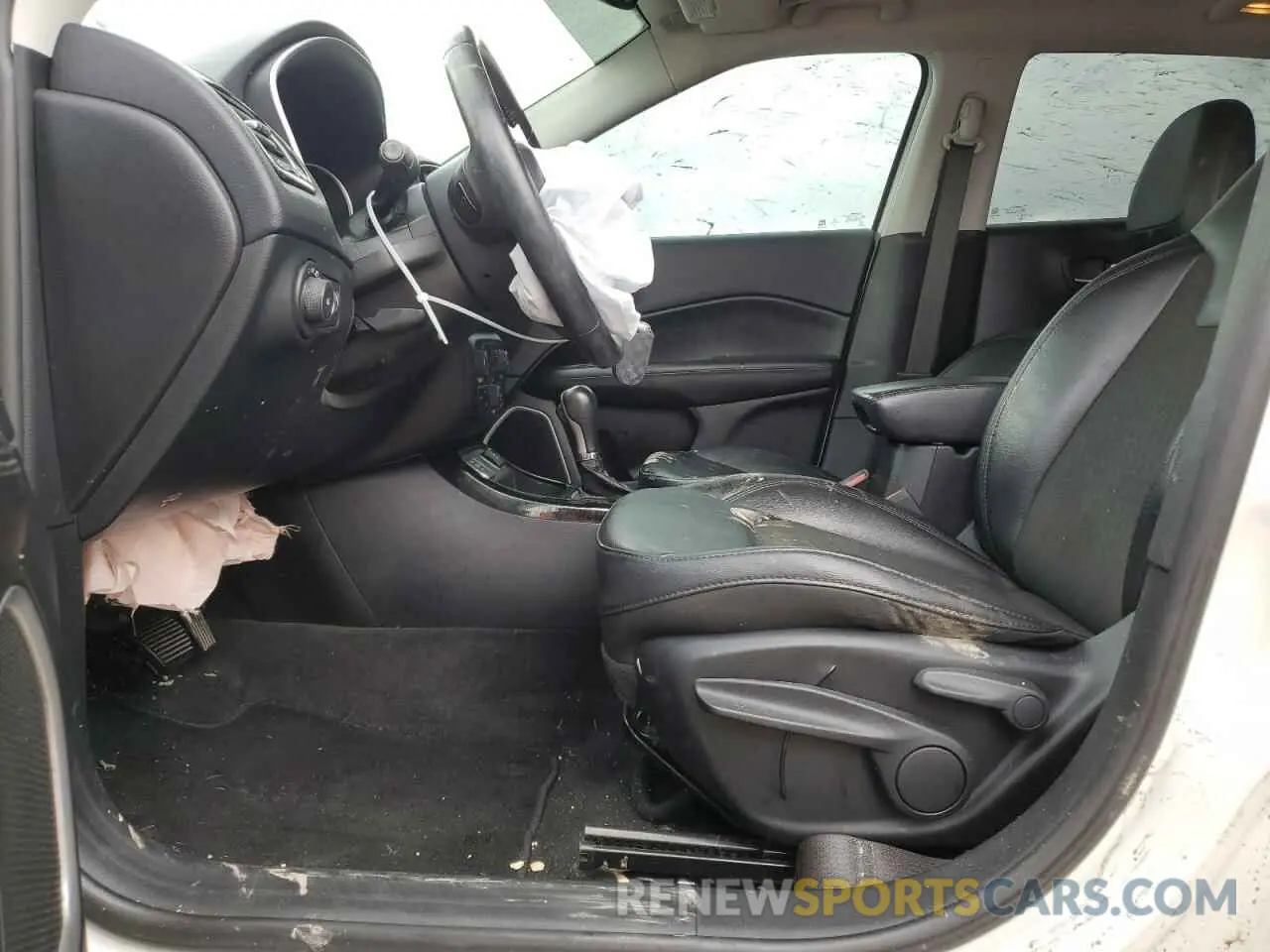 7 Photograph of a damaged car 3C4NJCBB9KT664922 JEEP COMPASS 2019