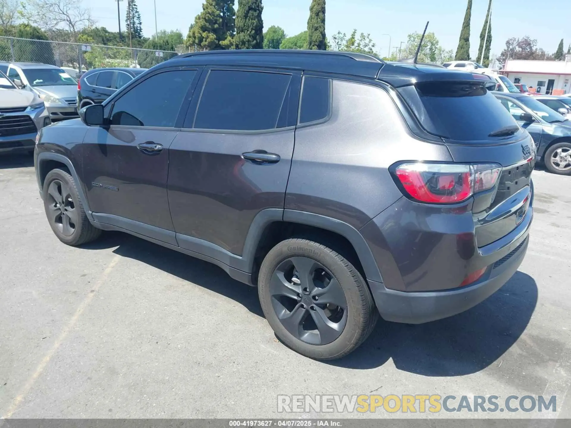 3 Photograph of a damaged car 3C4NJCBB9KT832669 JEEP COMPASS 2019