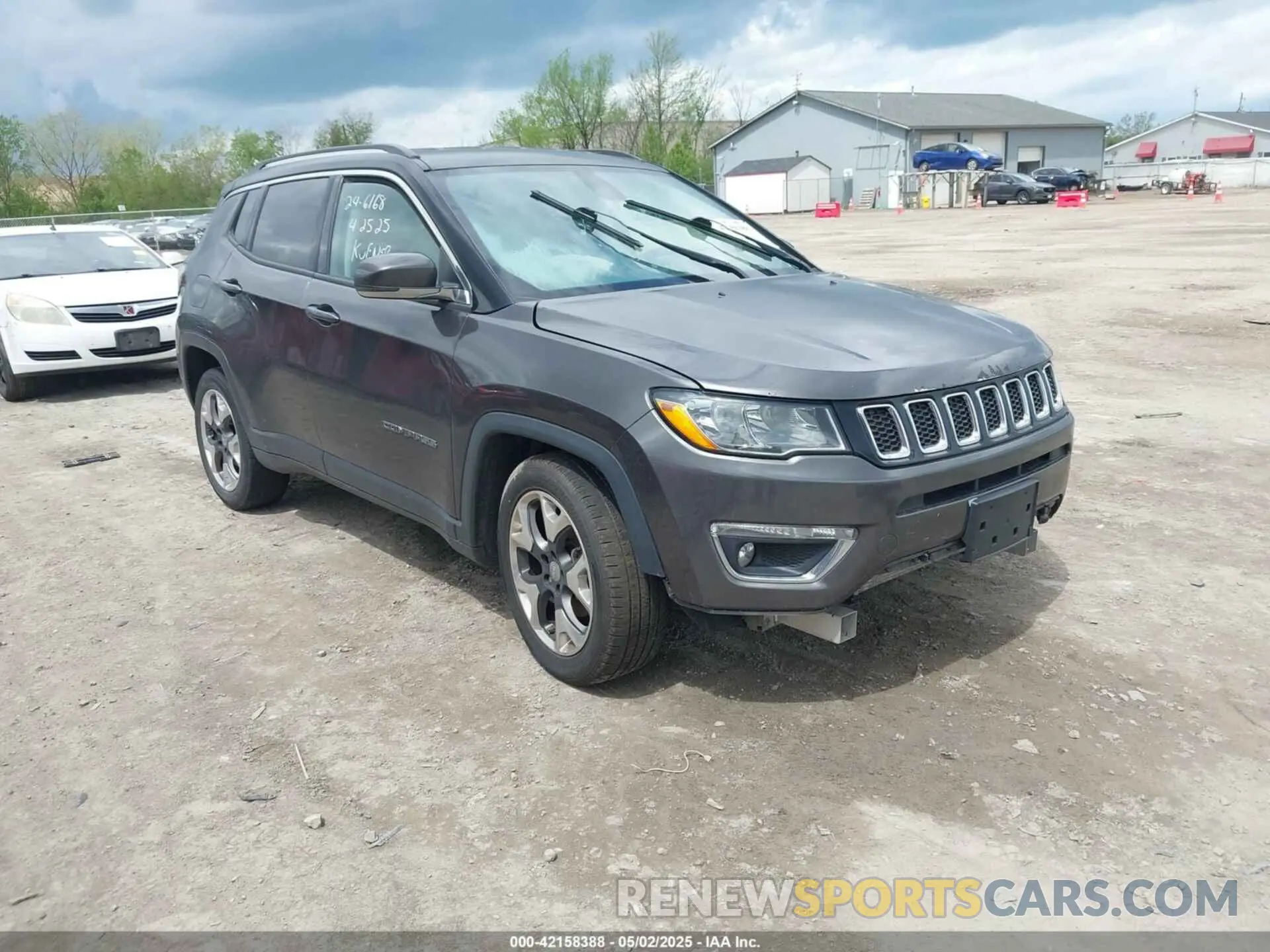 1 Photograph of a damaged car 3C4NJCCB1KT699081 JEEP COMPASS 2019