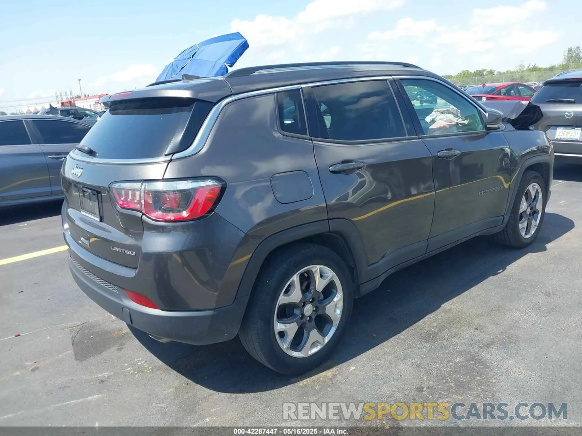 4 Фотография поврежденного автомобиля 3C4NJCCB2KT660077 JEEP COMPASS 2019