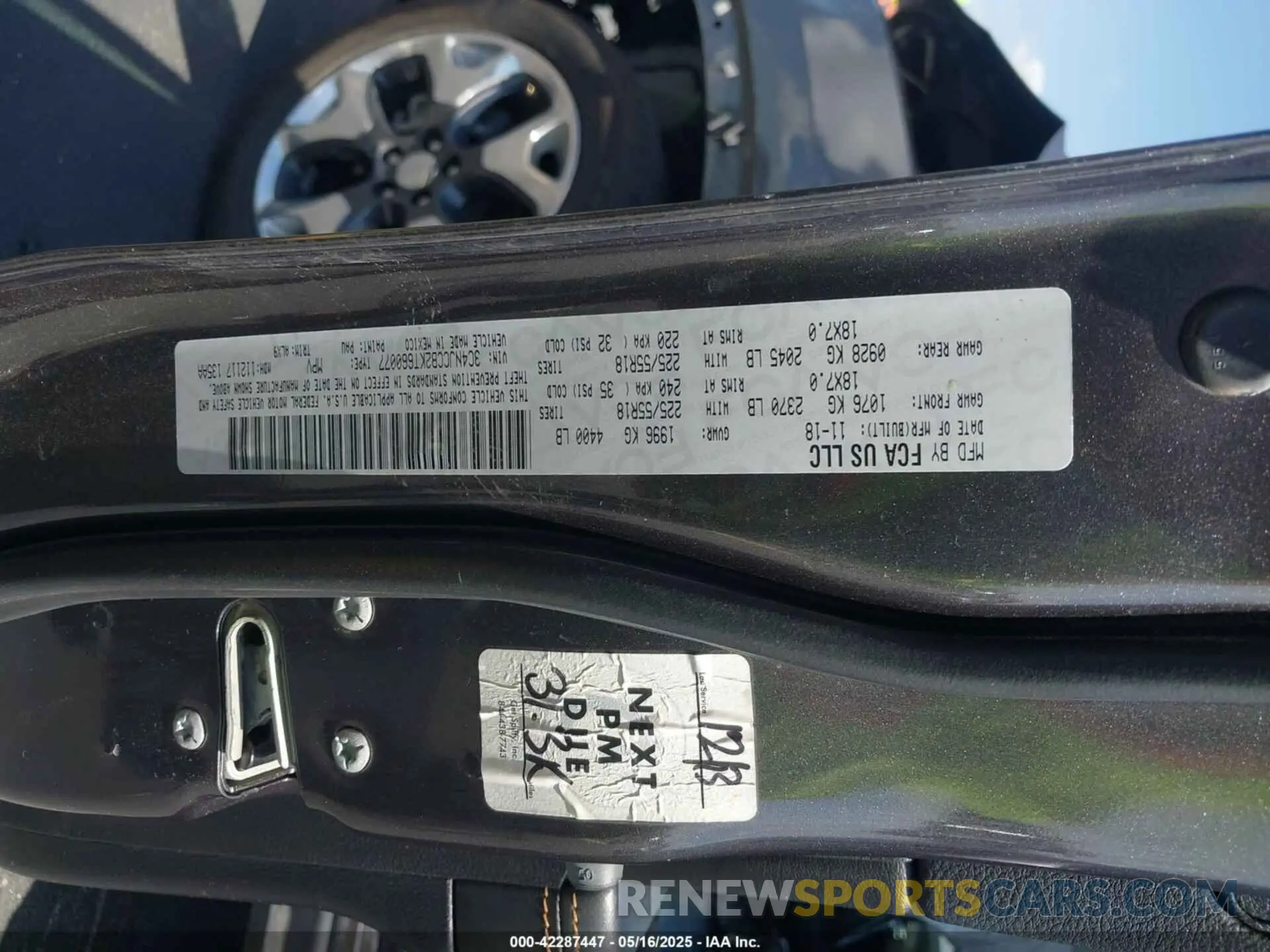 9 Фотография поврежденного автомобиля 3C4NJCCB2KT660077 JEEP COMPASS 2019