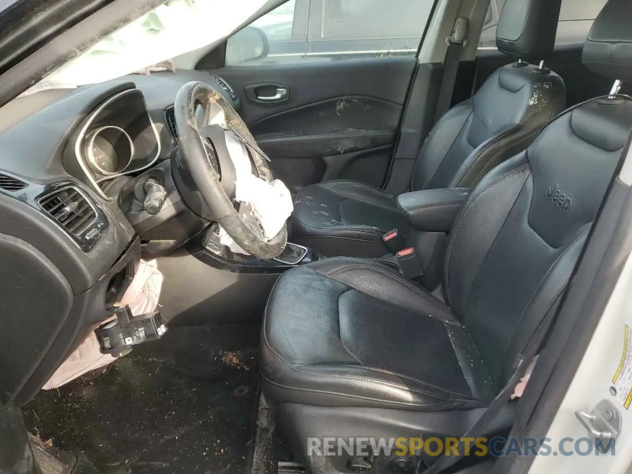 7 Photograph of a damaged car 3C4NJCCB2KT725851 JEEP COMPASS 2019